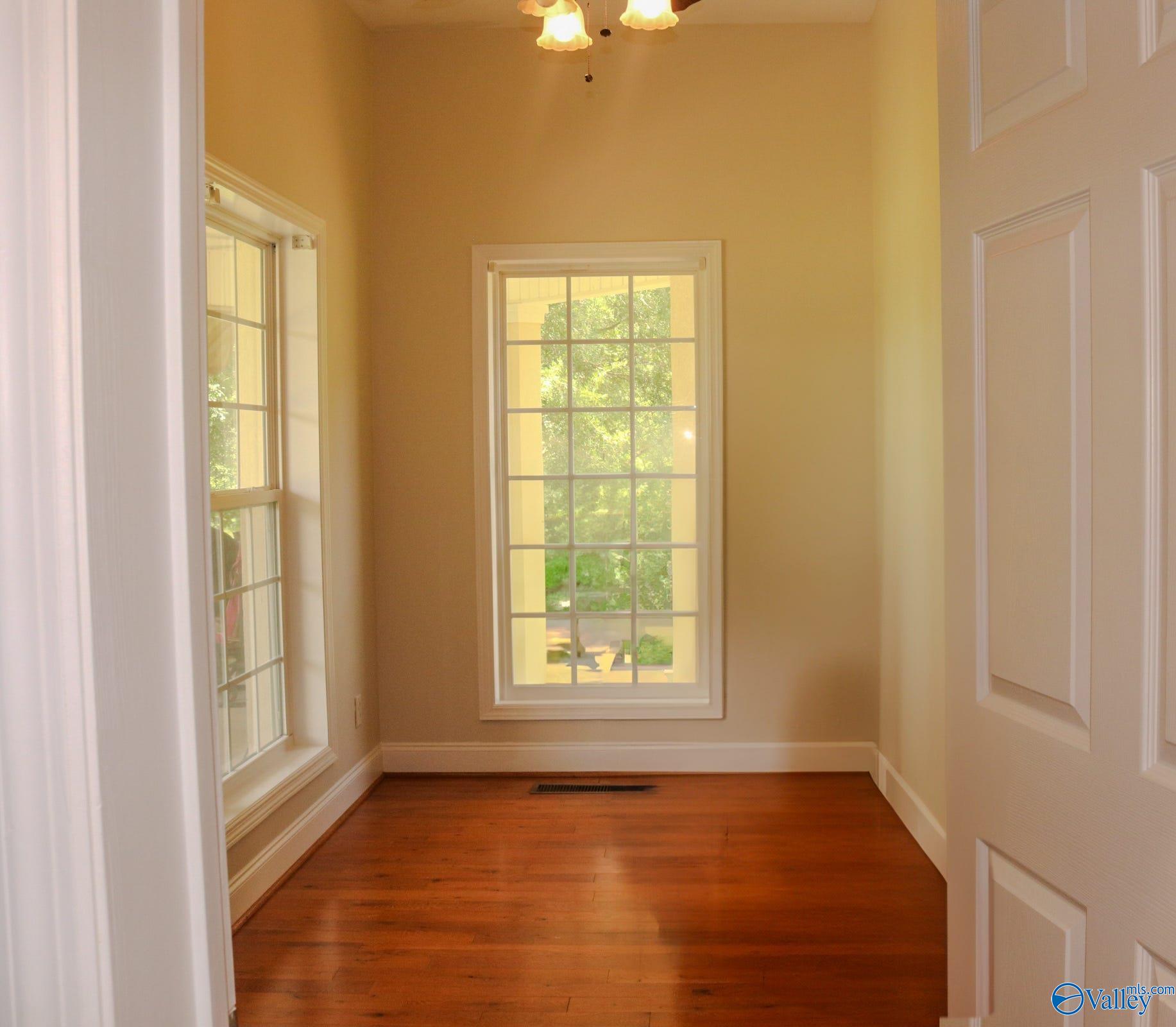 352 Pleasant Valley Road