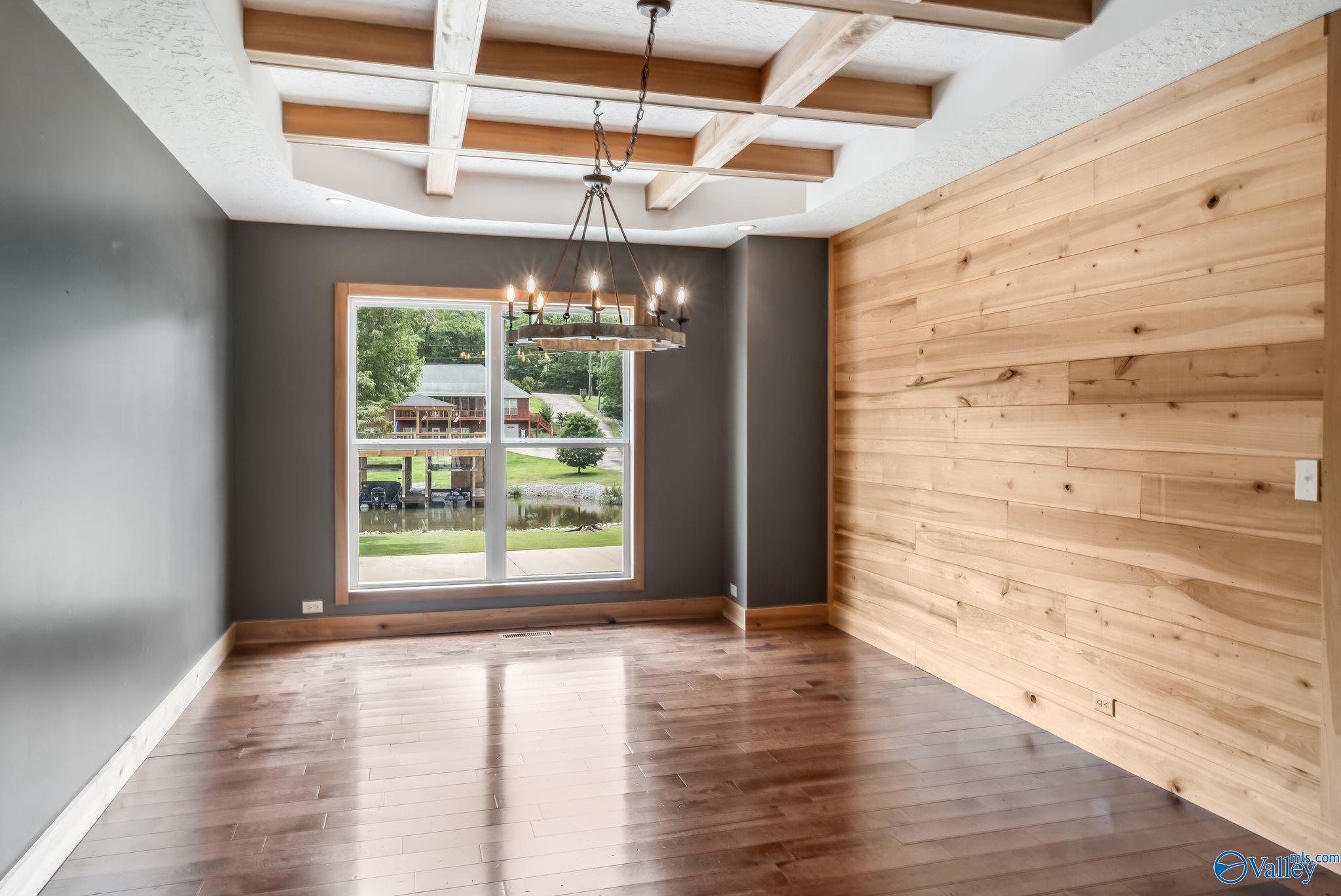 812 East Haven Drive