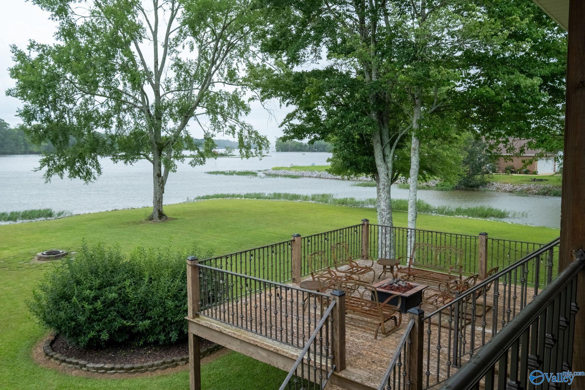 812 East Haven Drive