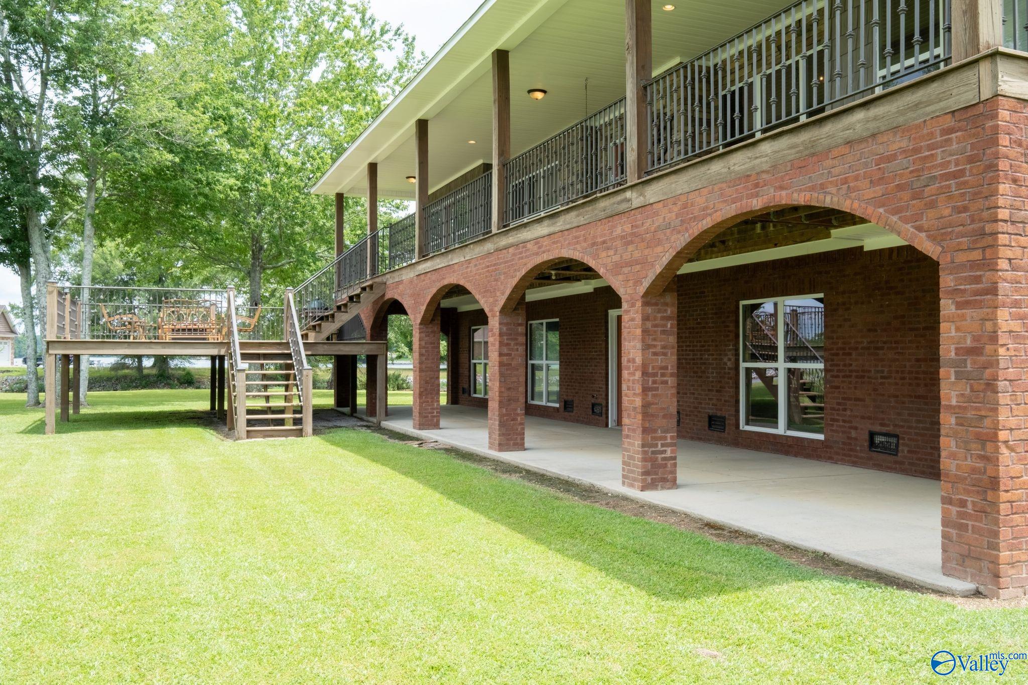 812 East Haven Drive