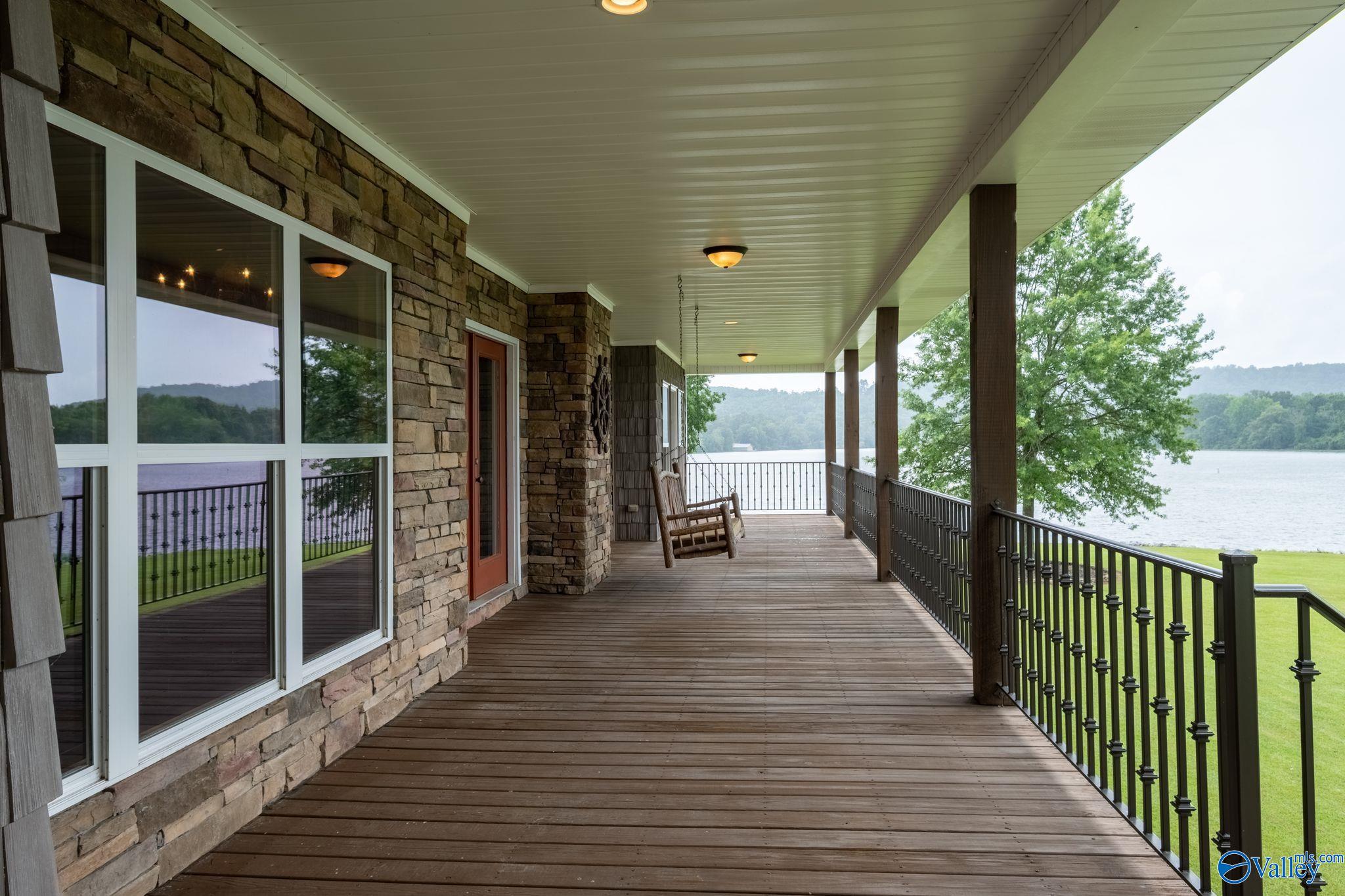 812 East Haven Drive