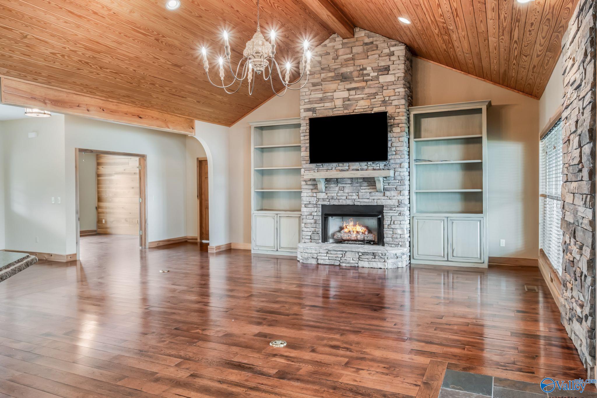 812 East Haven Drive