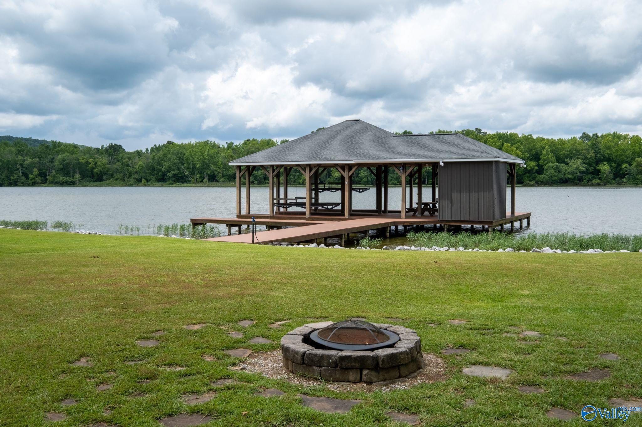 812 East Haven Drive