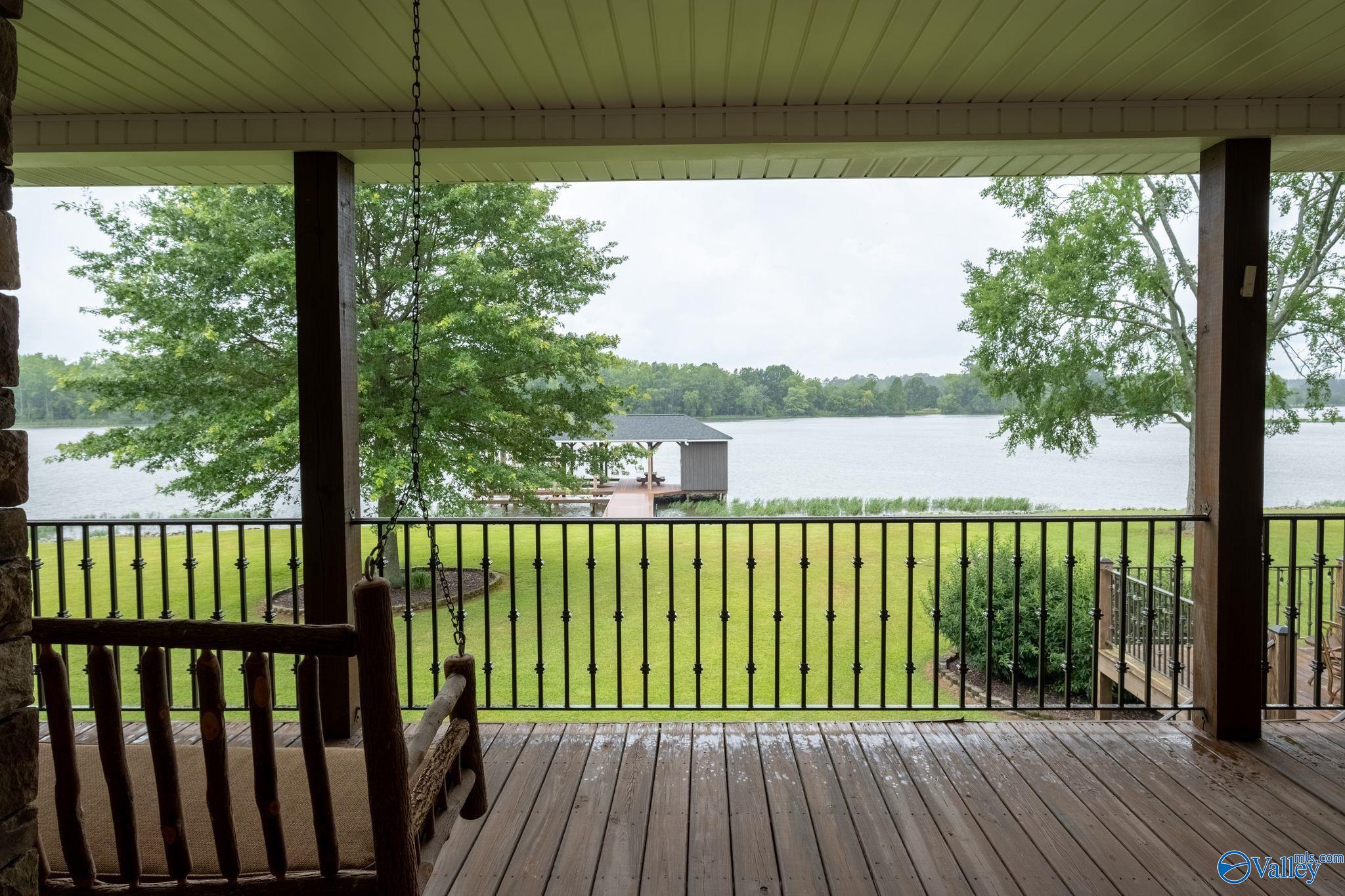 812 East Haven Drive