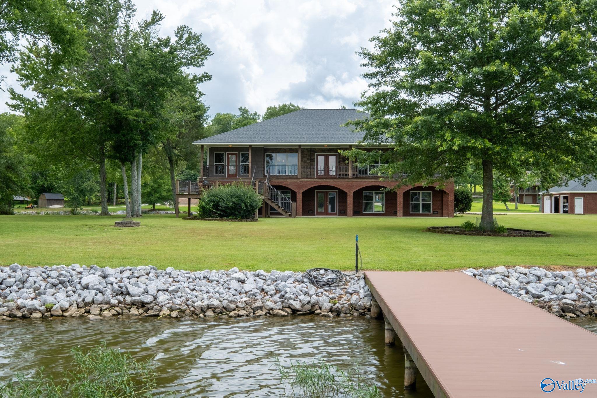 812 East Haven Drive