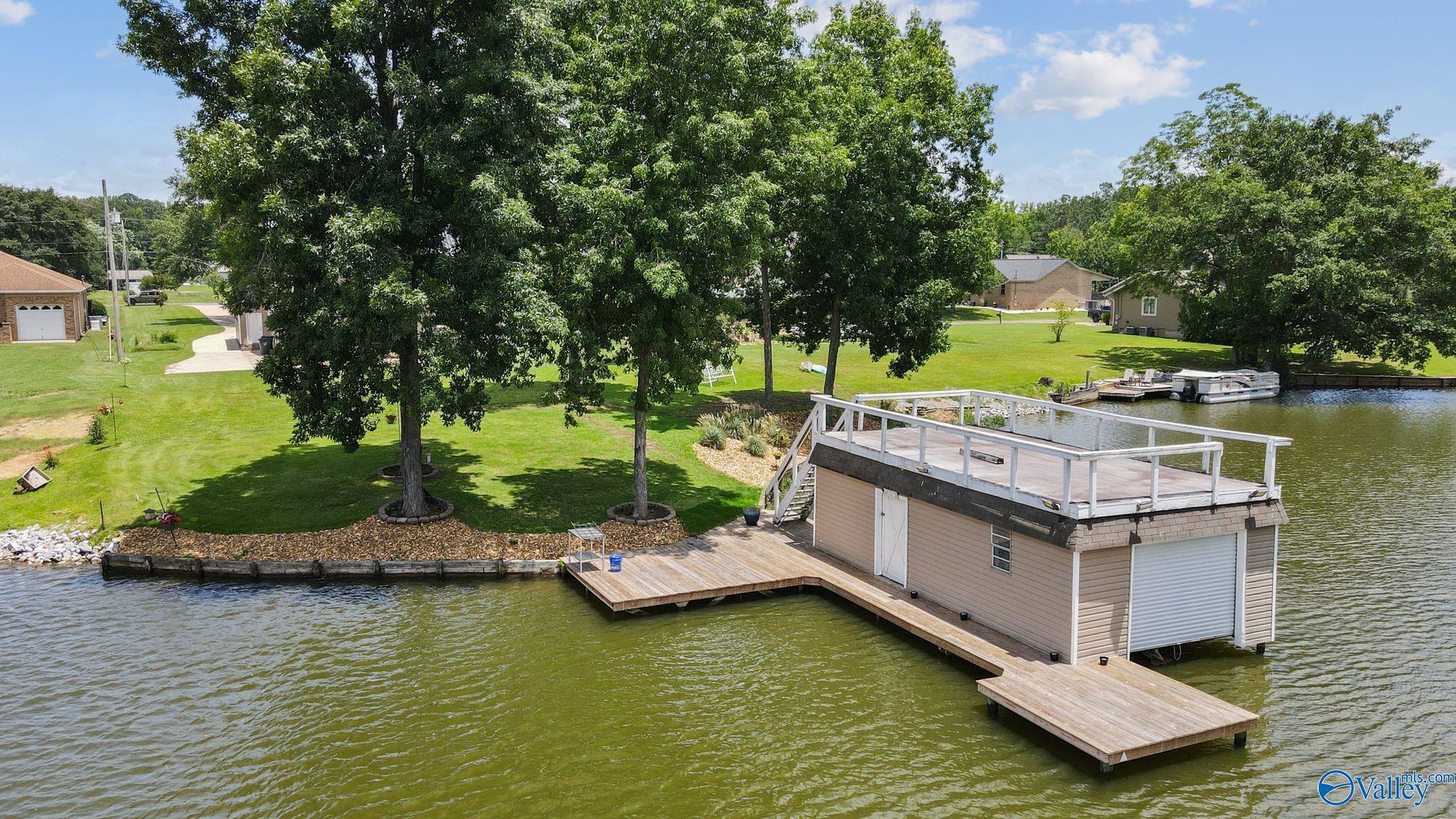 919 Colquitt Road