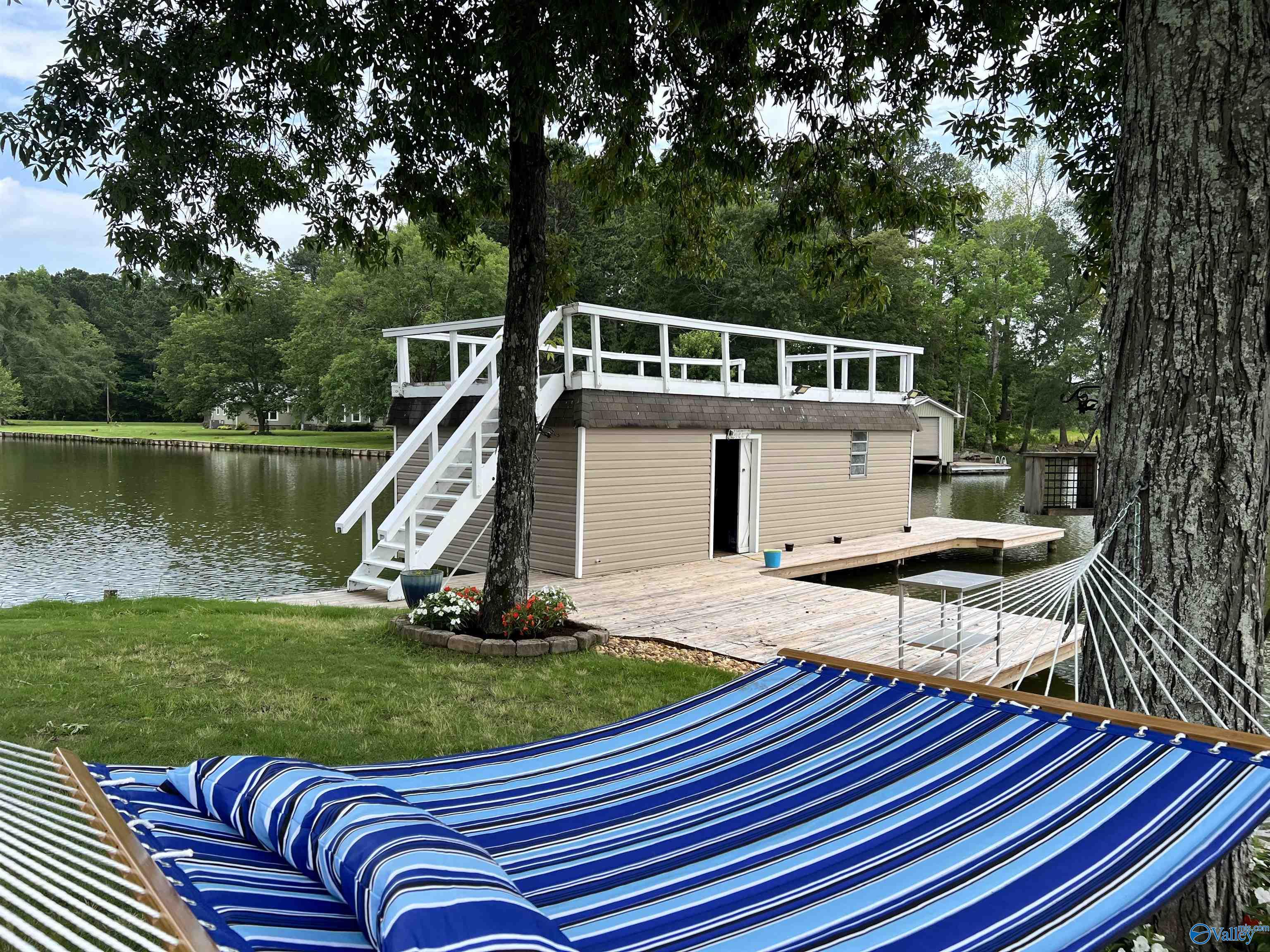 919 Colquitt Road