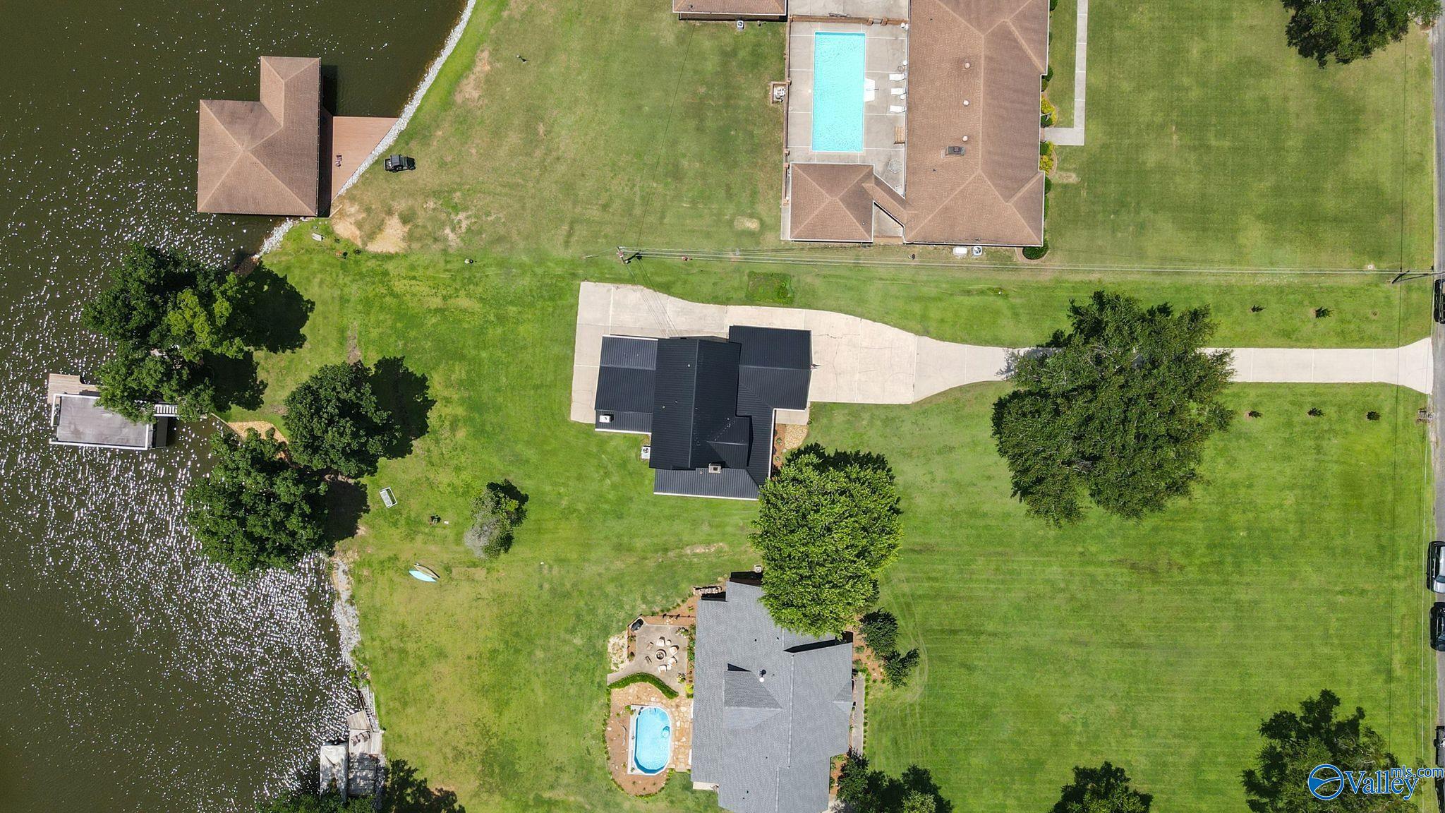 919 Colquitt Road