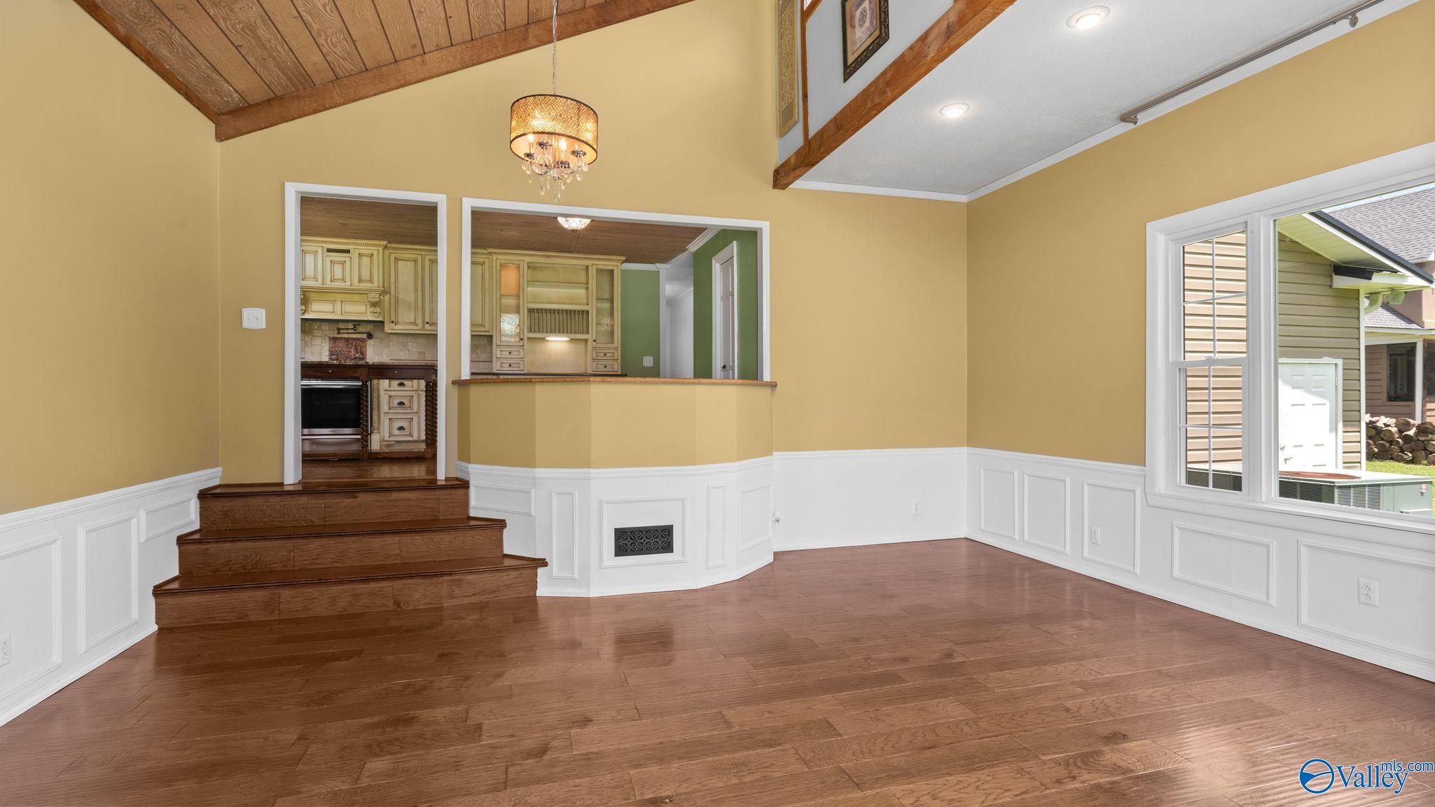 919 Colquitt Road