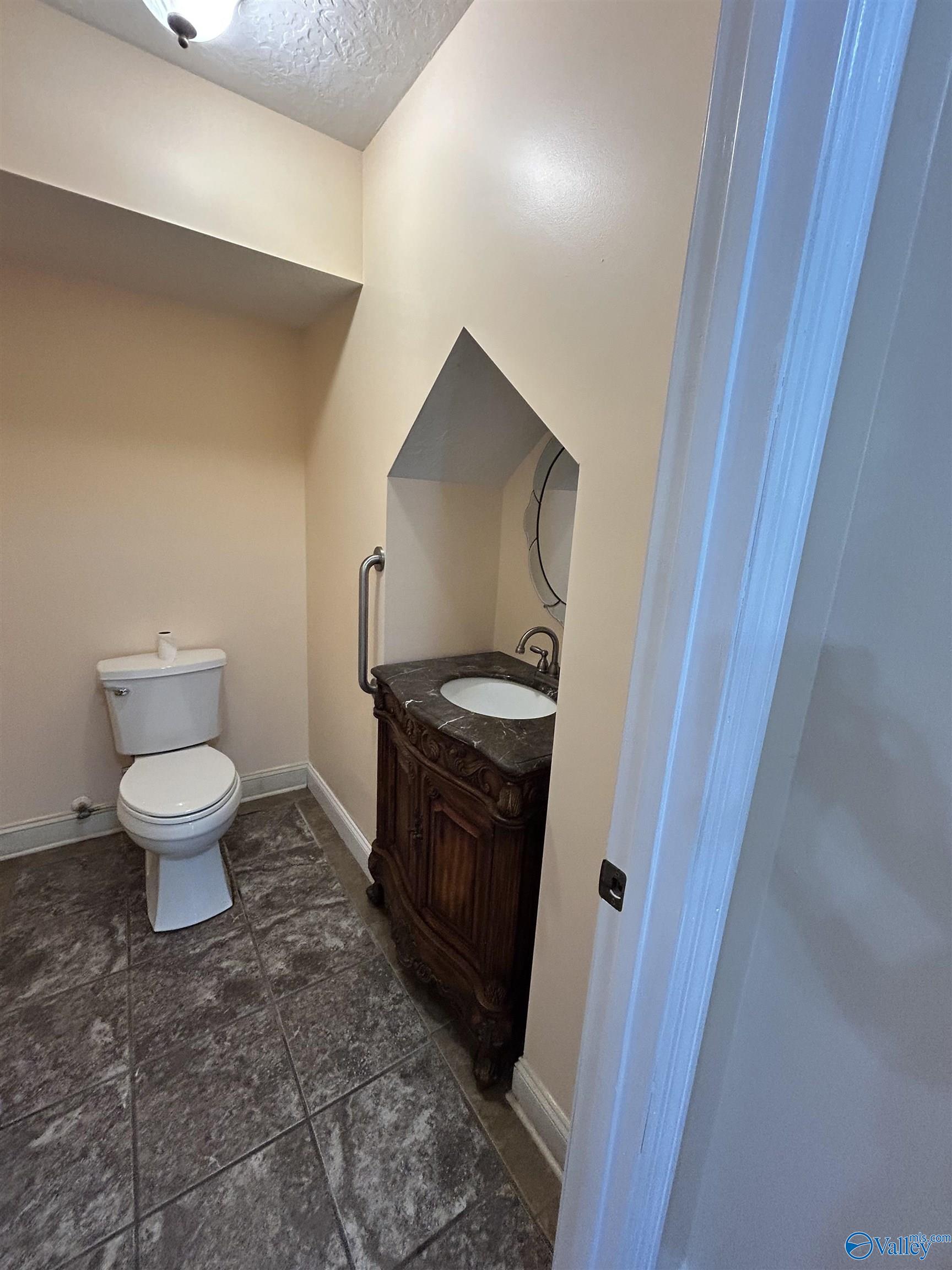 506 Quarry Road