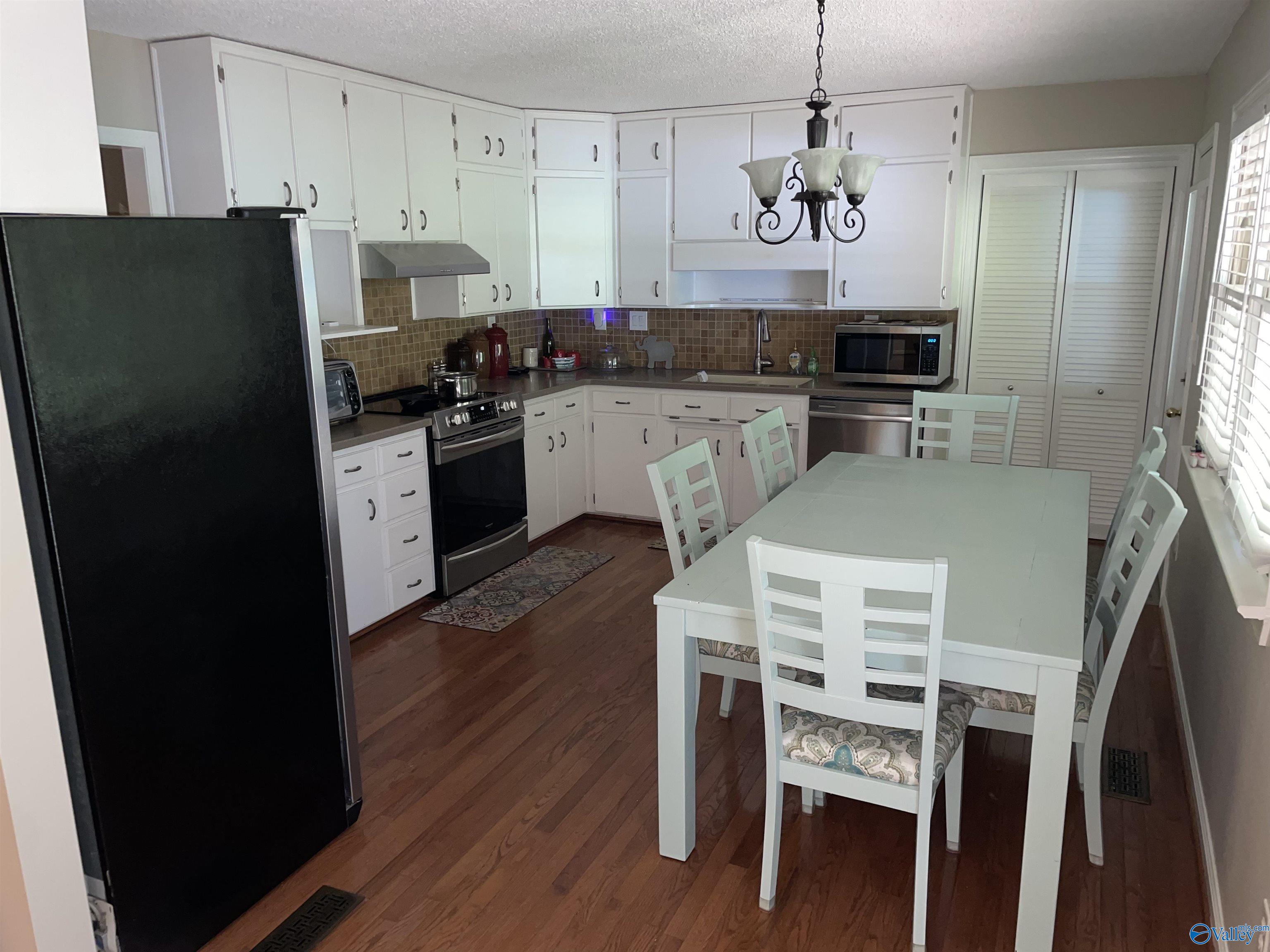 8635 Cedar Mountain Road