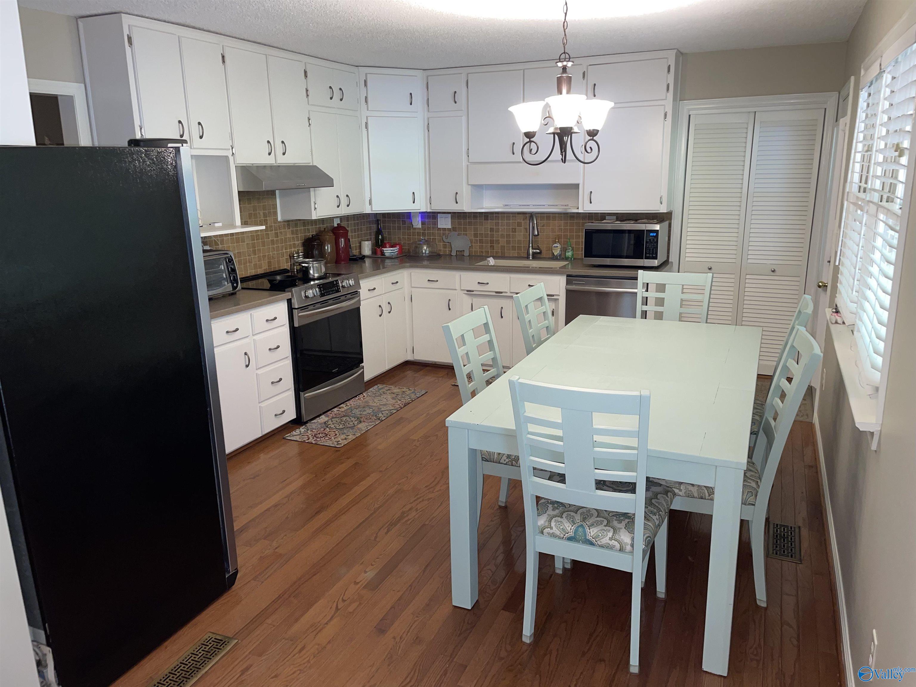 8635 Cedar Mountain Road