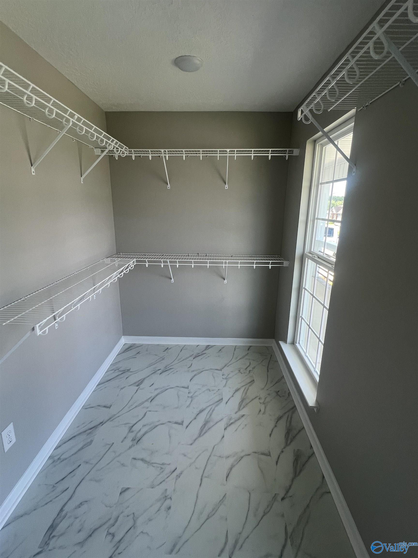 2385 Cedar Ridge Circle
