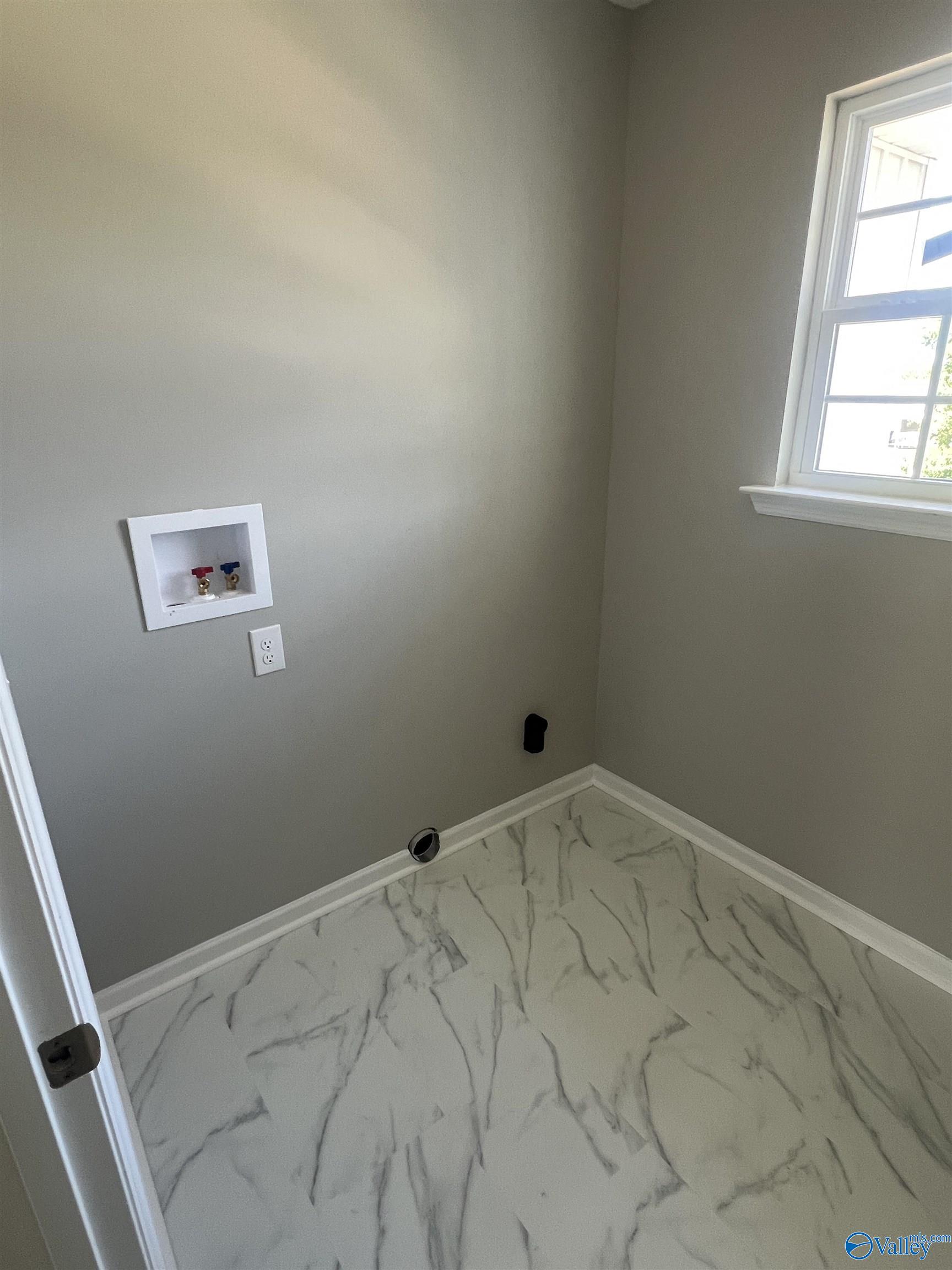 2385 Cedar Ridge Circle