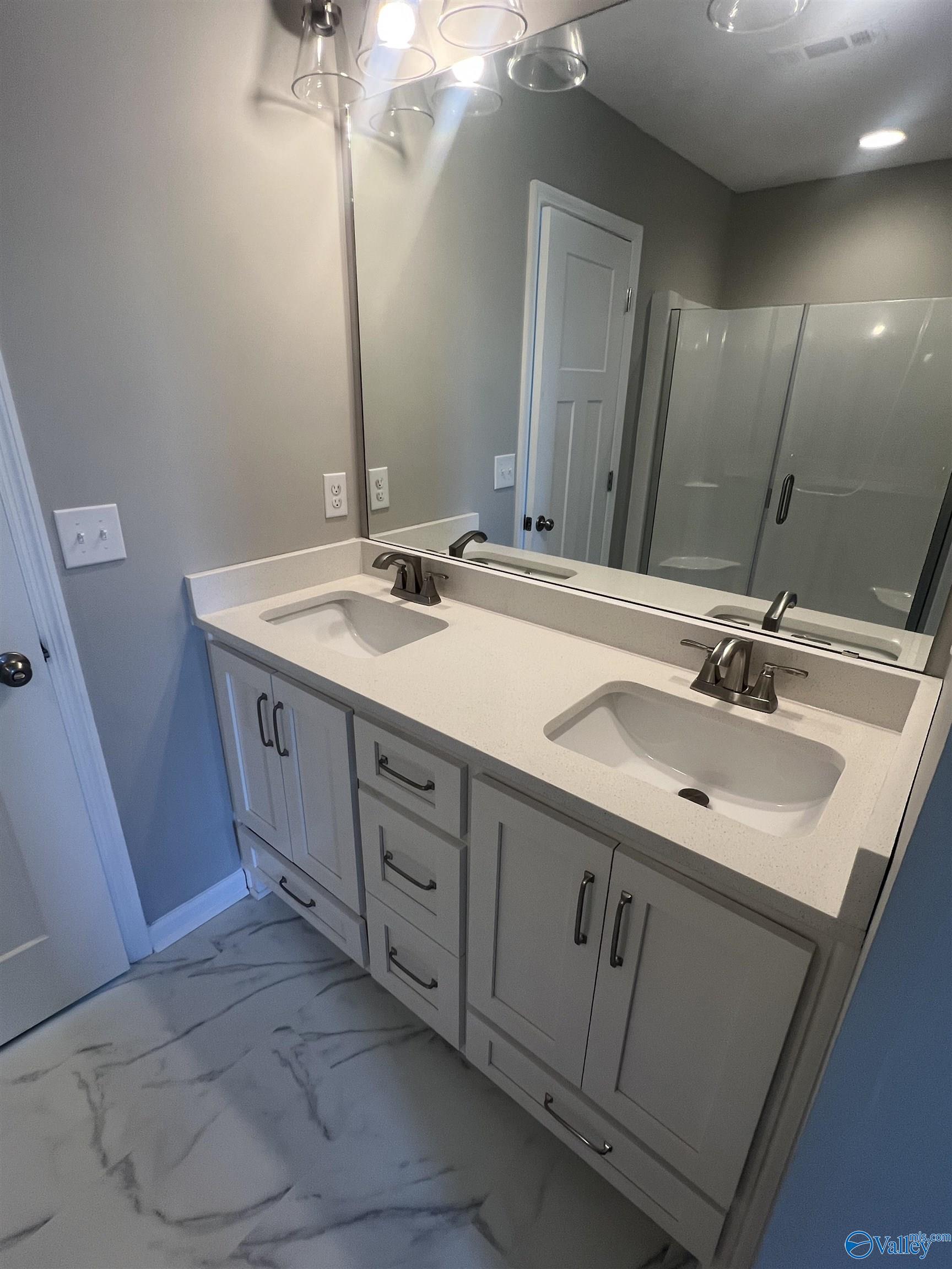 2385 Cedar Ridge Circle