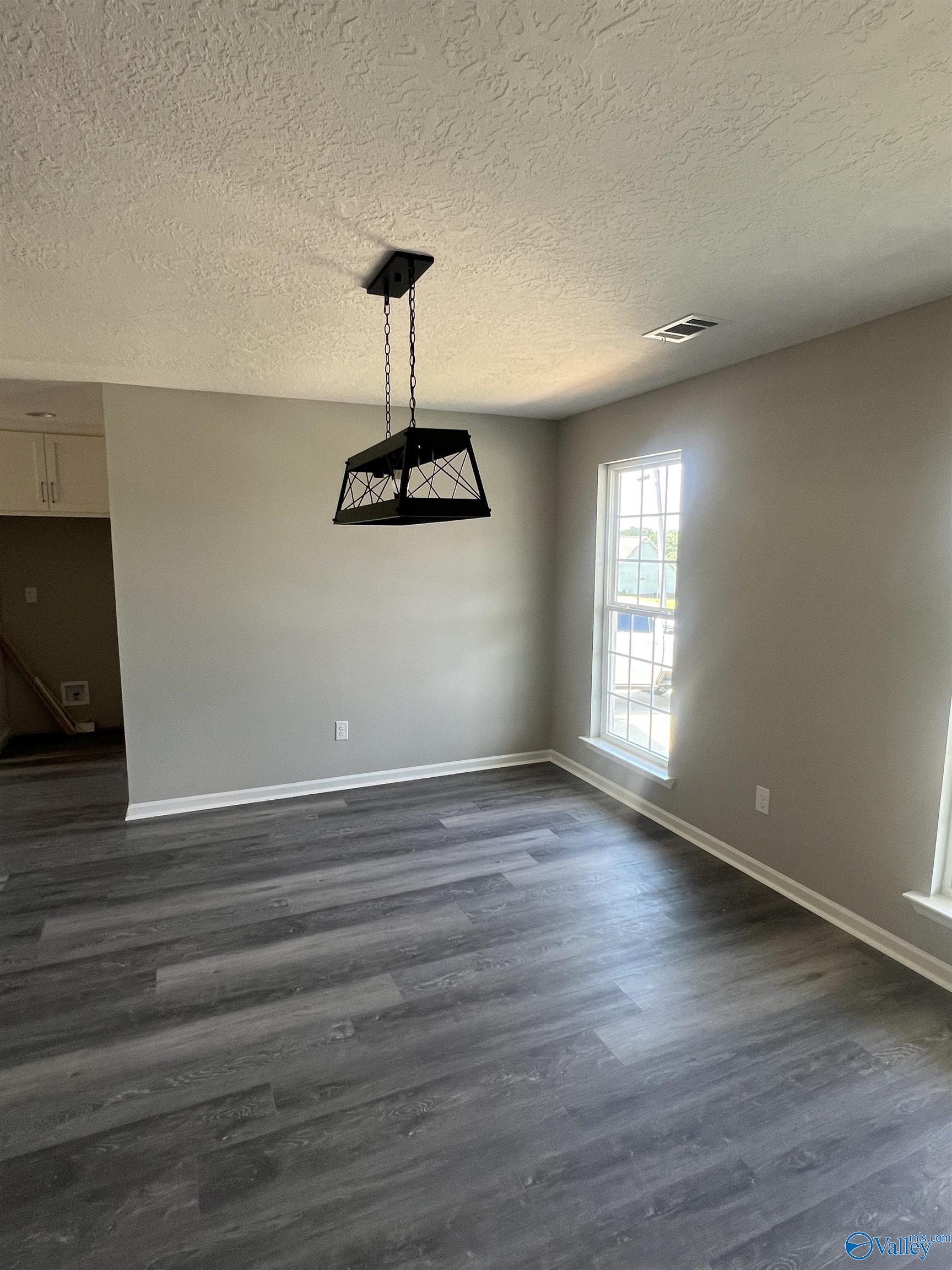 2385 Cedar Ridge Circle