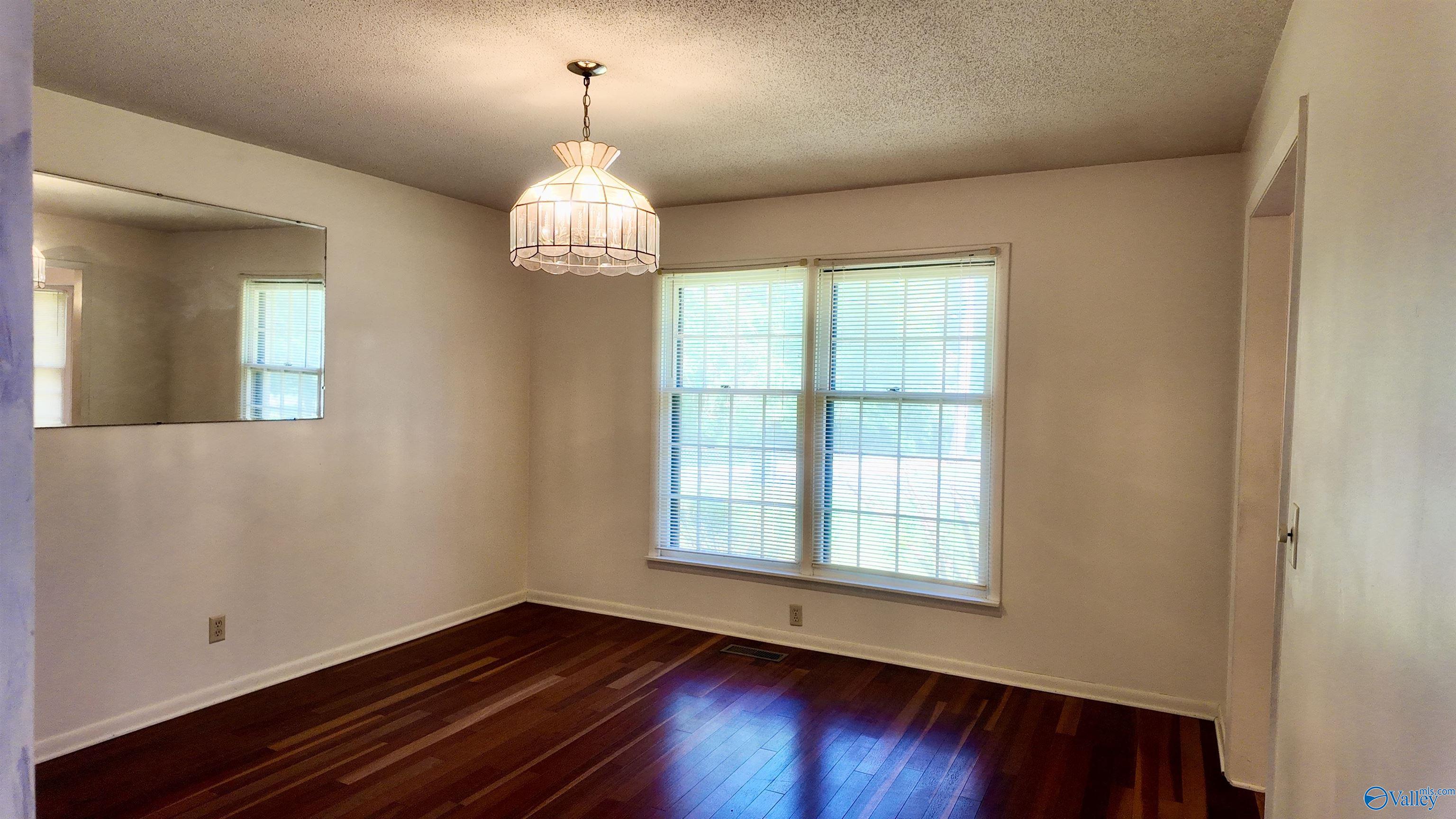 3719 Wilborn Avenue NE