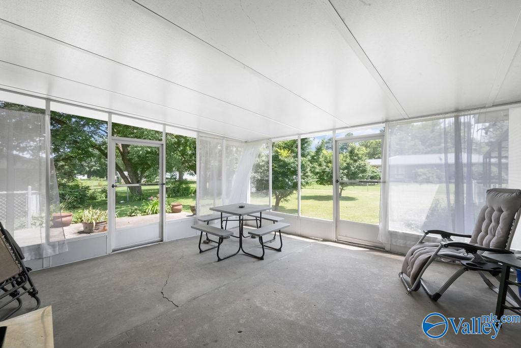 2513 Barnes Drive