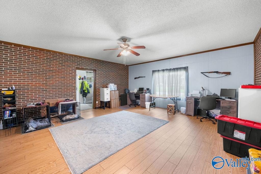 2513 Barnes Drive