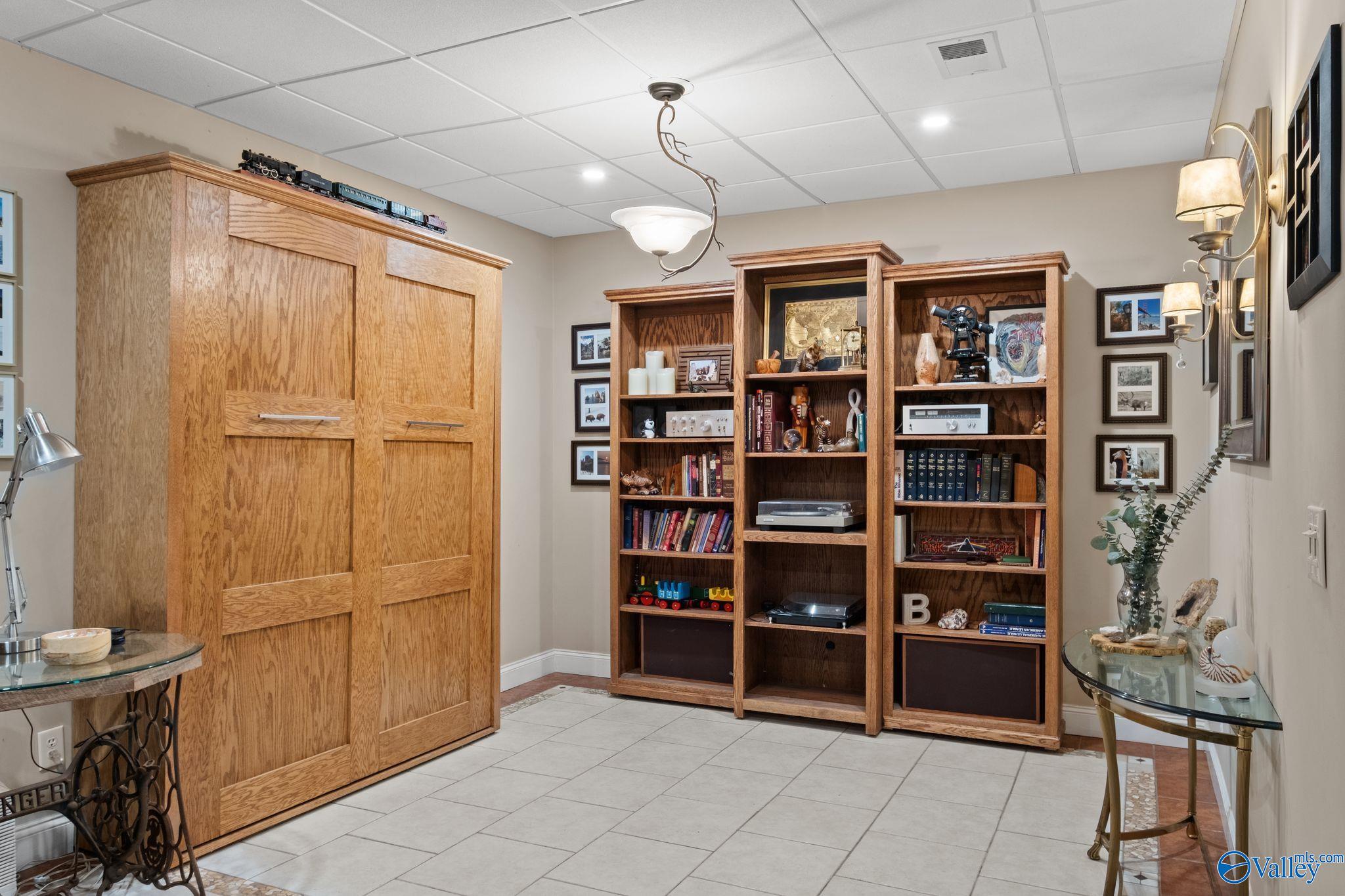 556 Hardie Lane