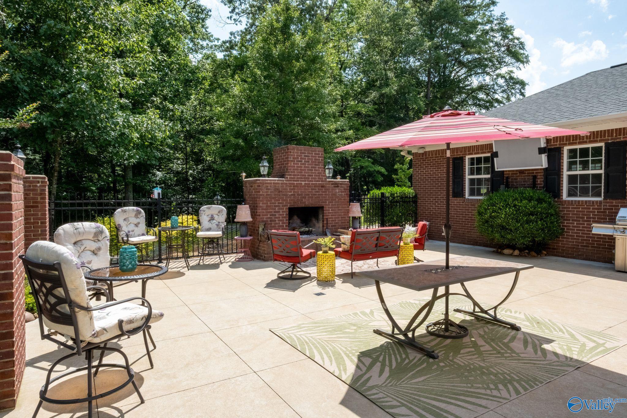 556 Hardie Lane