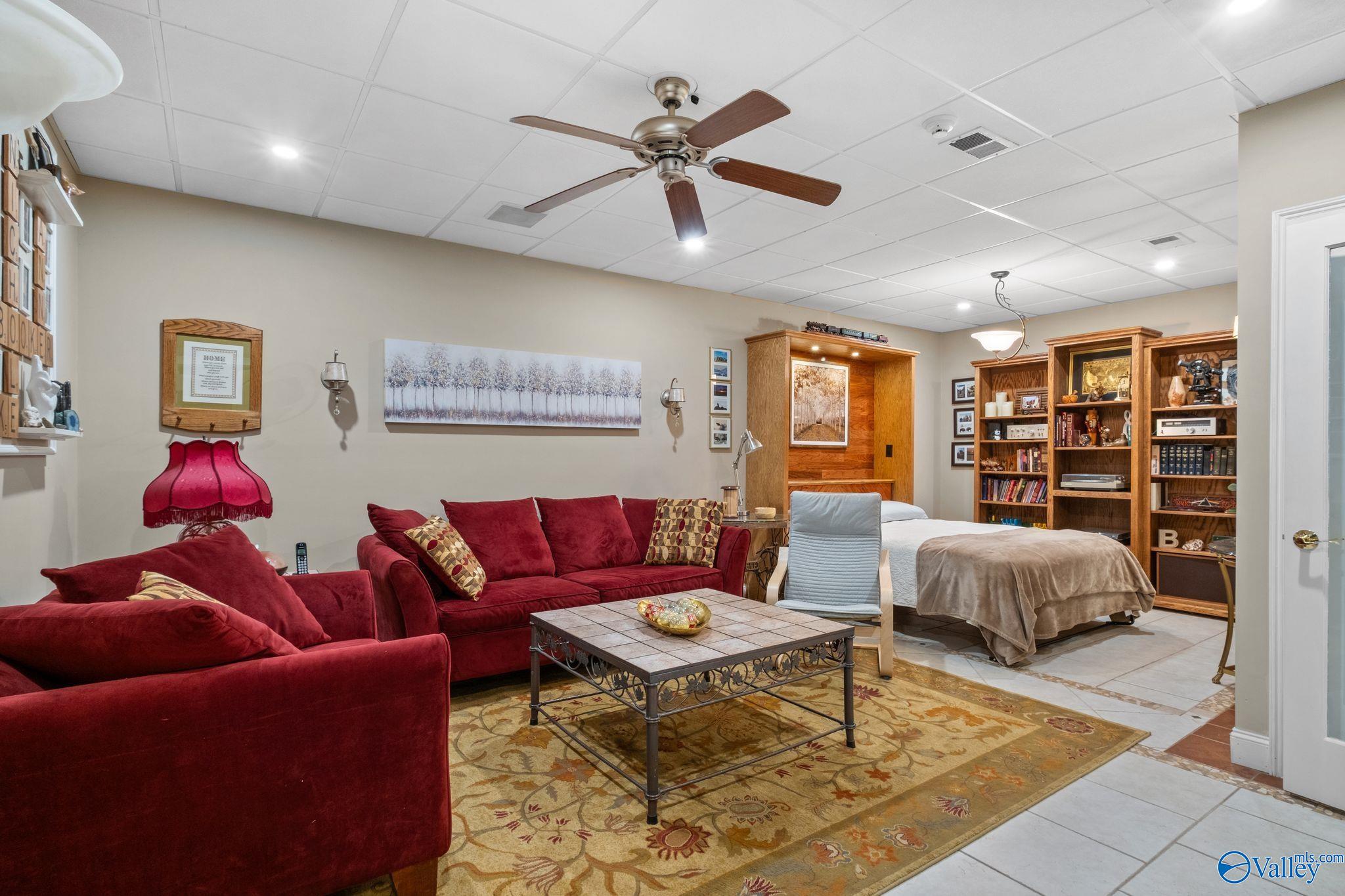 556 Hardie Lane