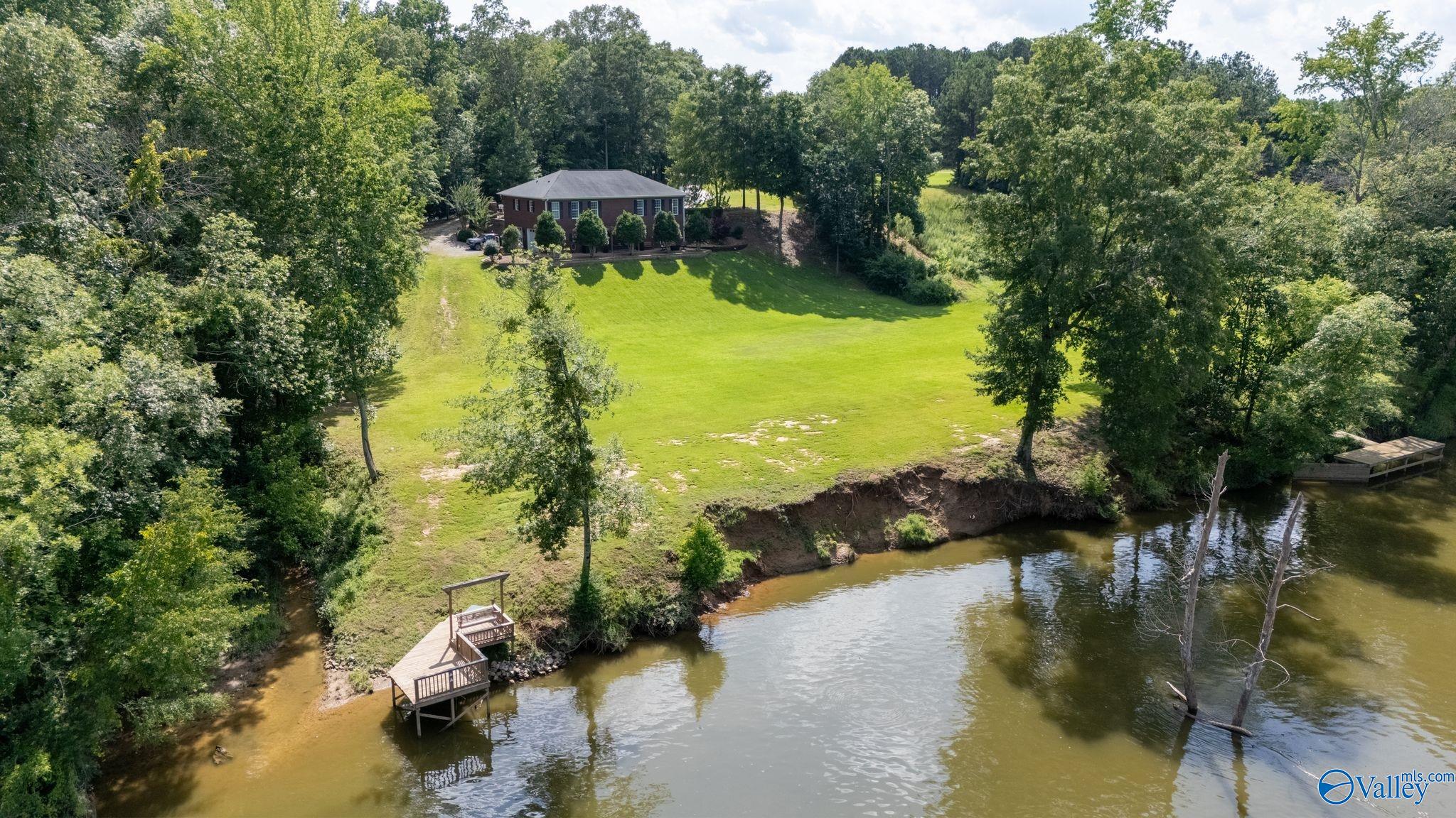 556 Hardie Lane