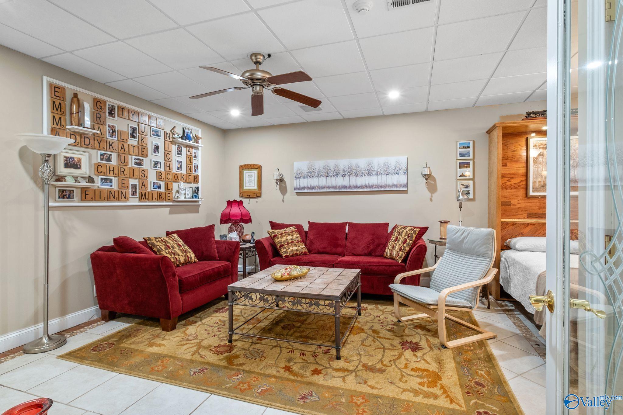 556 Hardie Lane