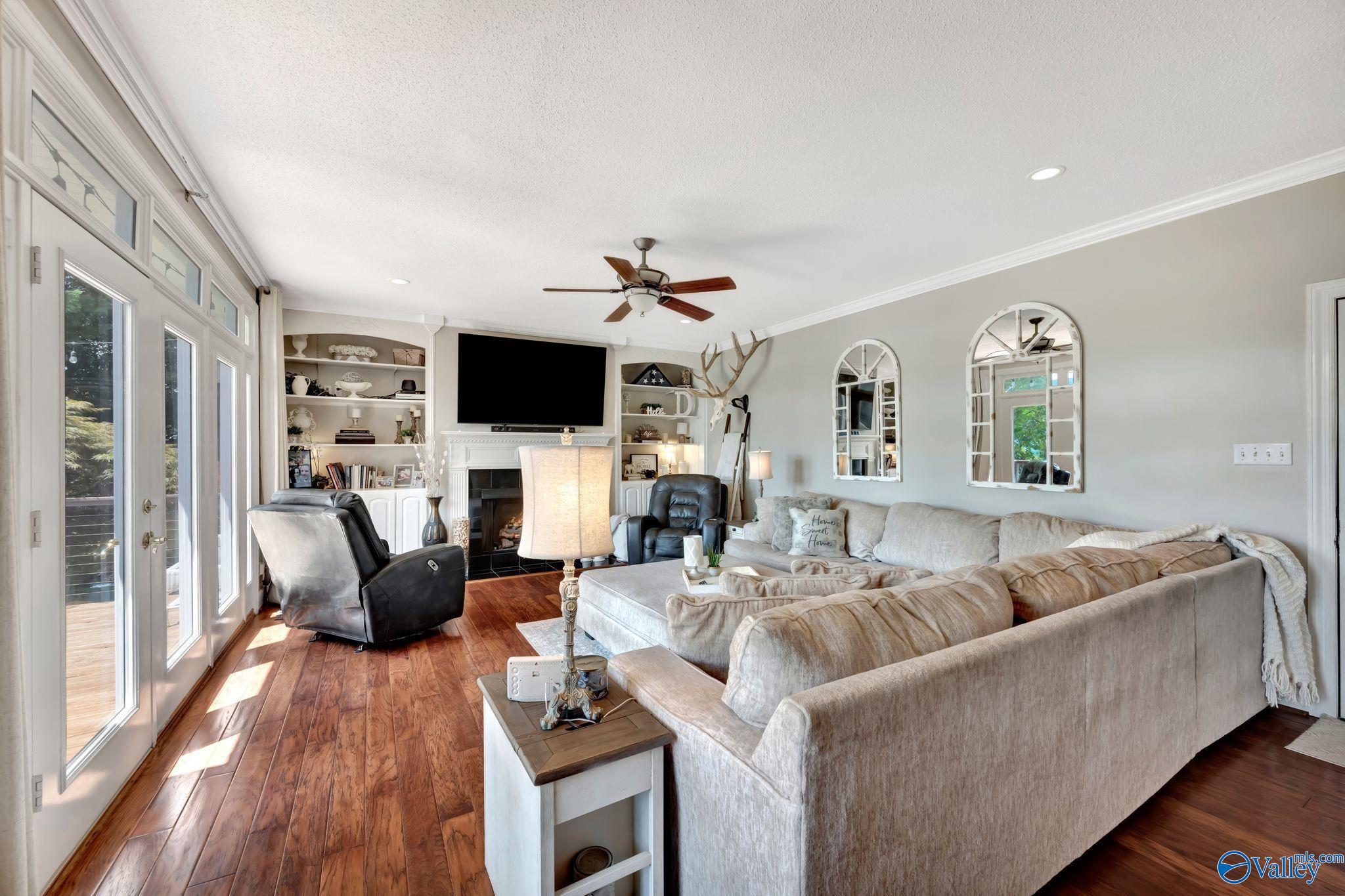 709 Hood Cove Road