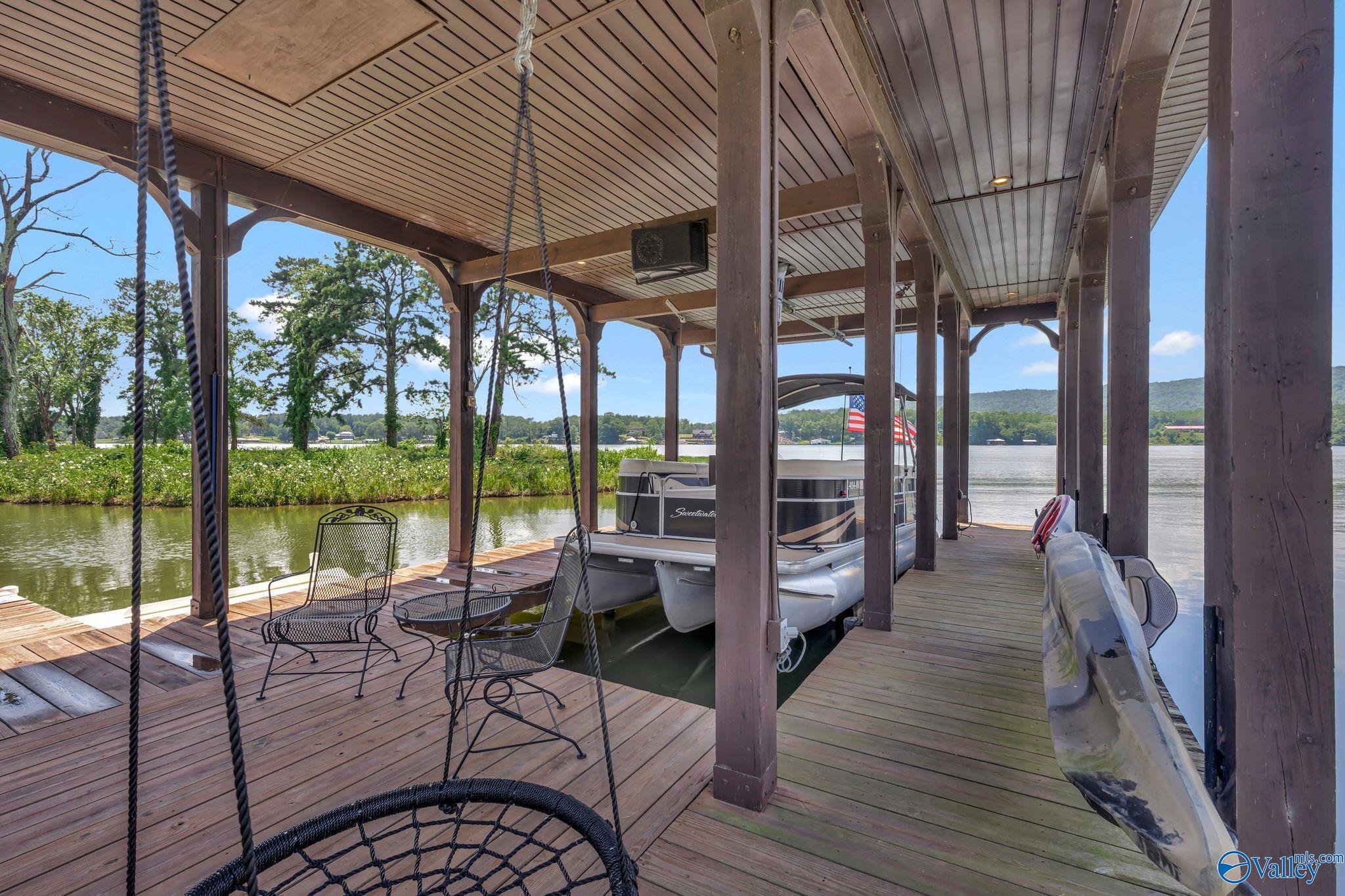 709 Hood Cove Road