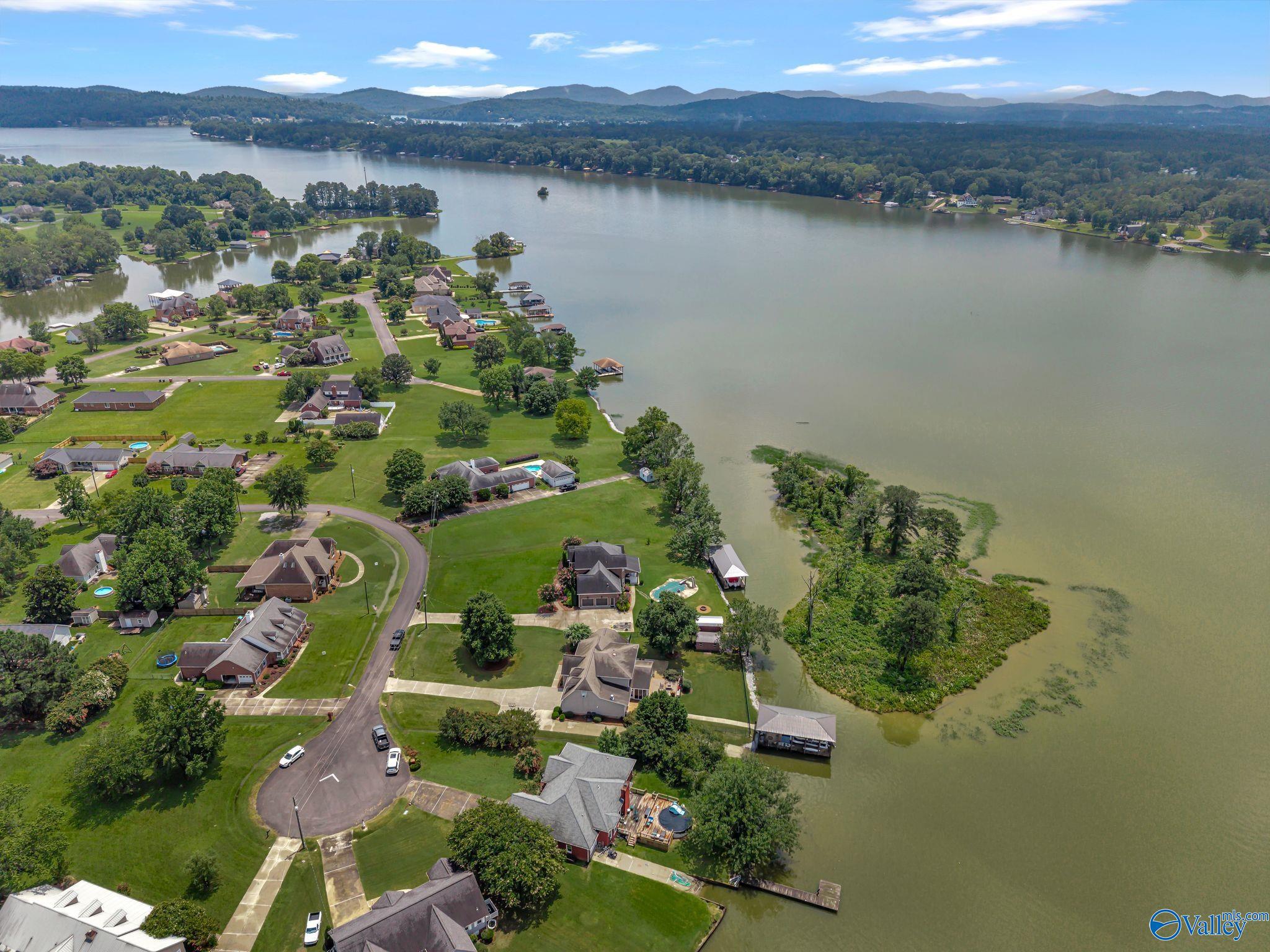 709 Hood Cove Road