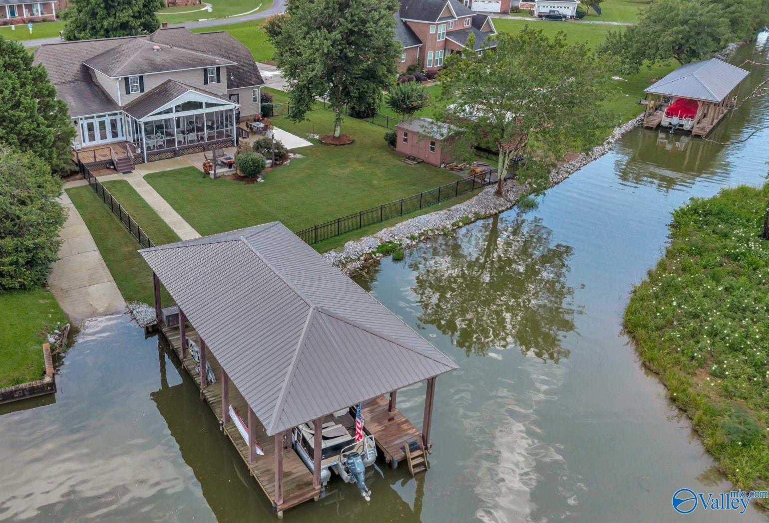 709 Hood Cove Road