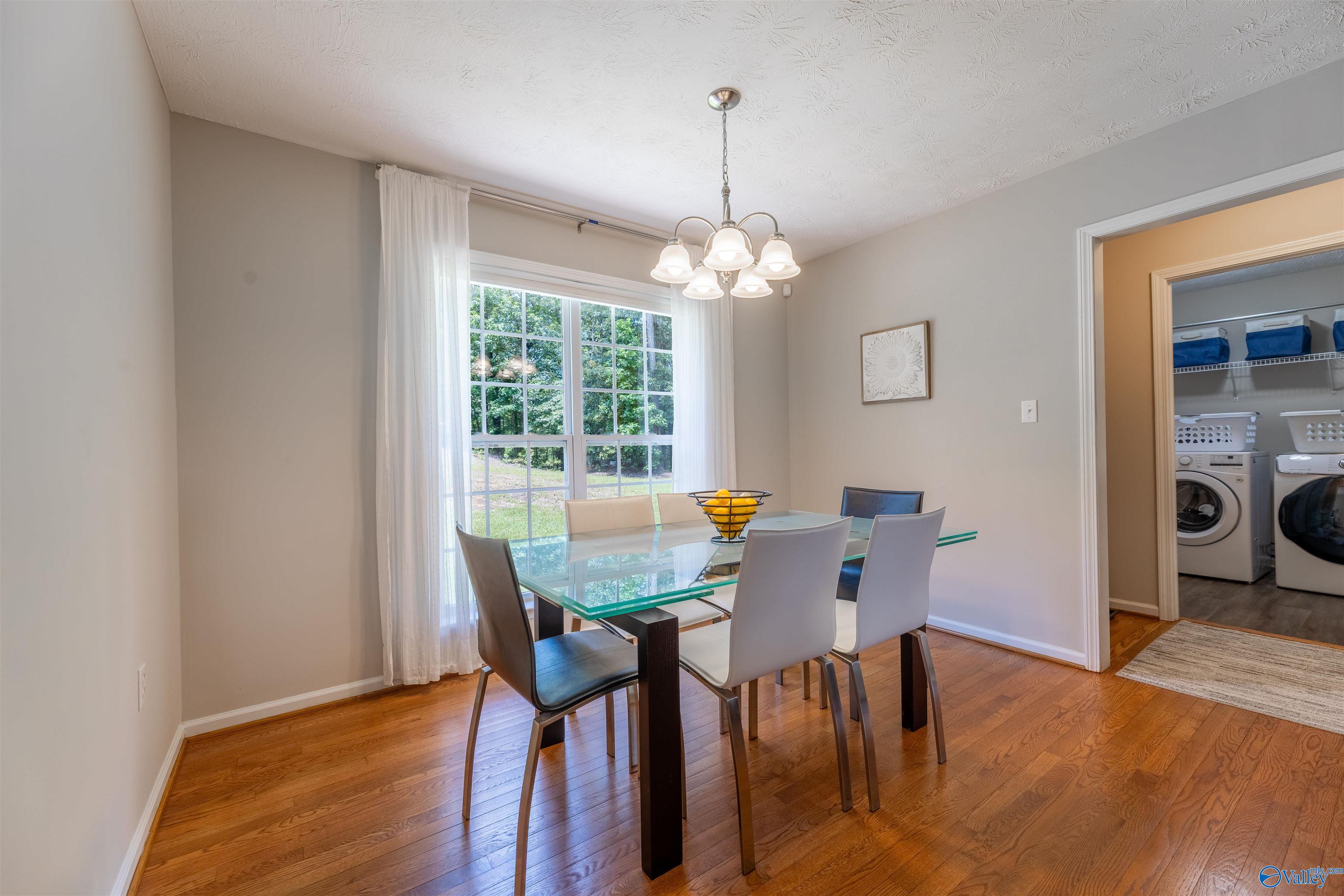 1115 Edgar Road