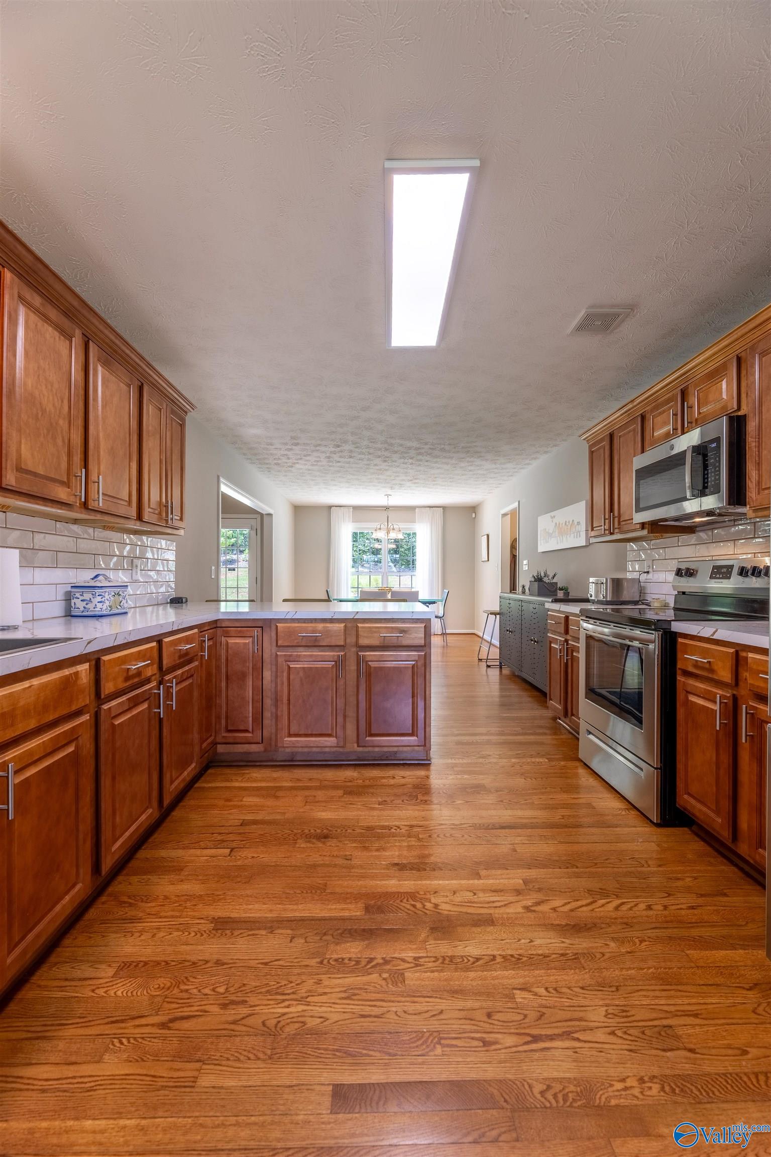 1115 Edgar Road
