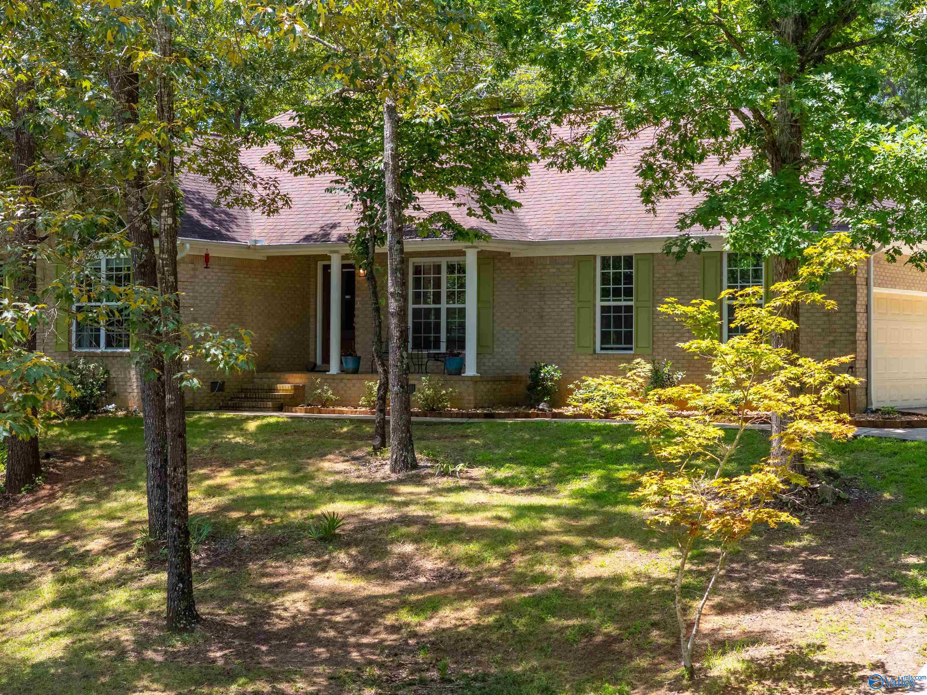 1115 Edgar Road