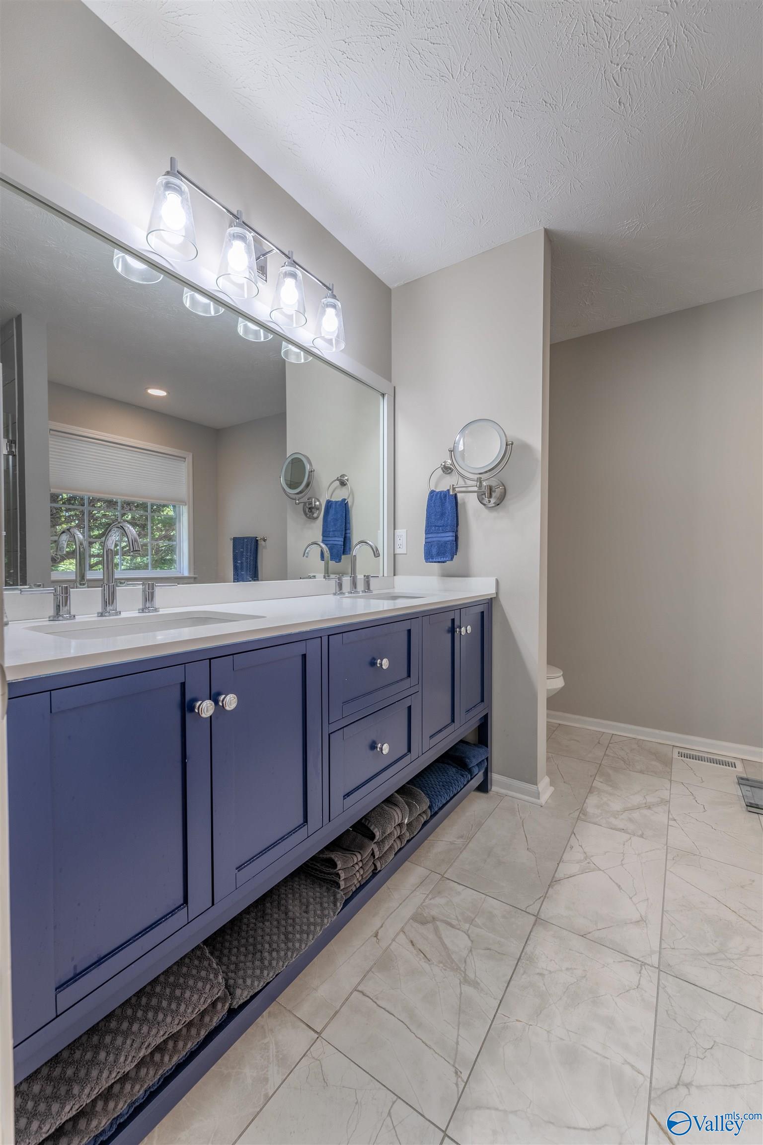 1115 Edgar Road