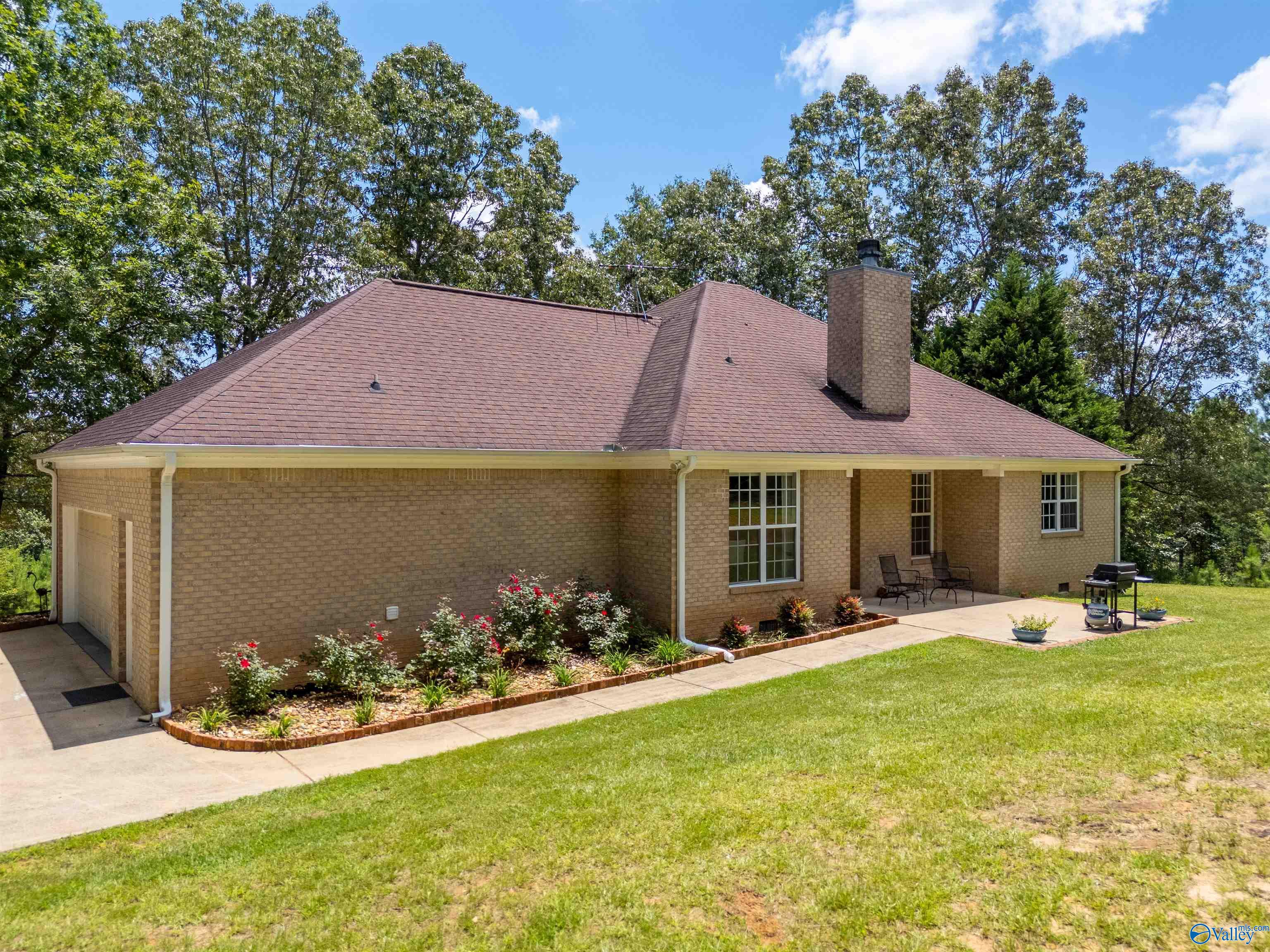 1115 Edgar Road