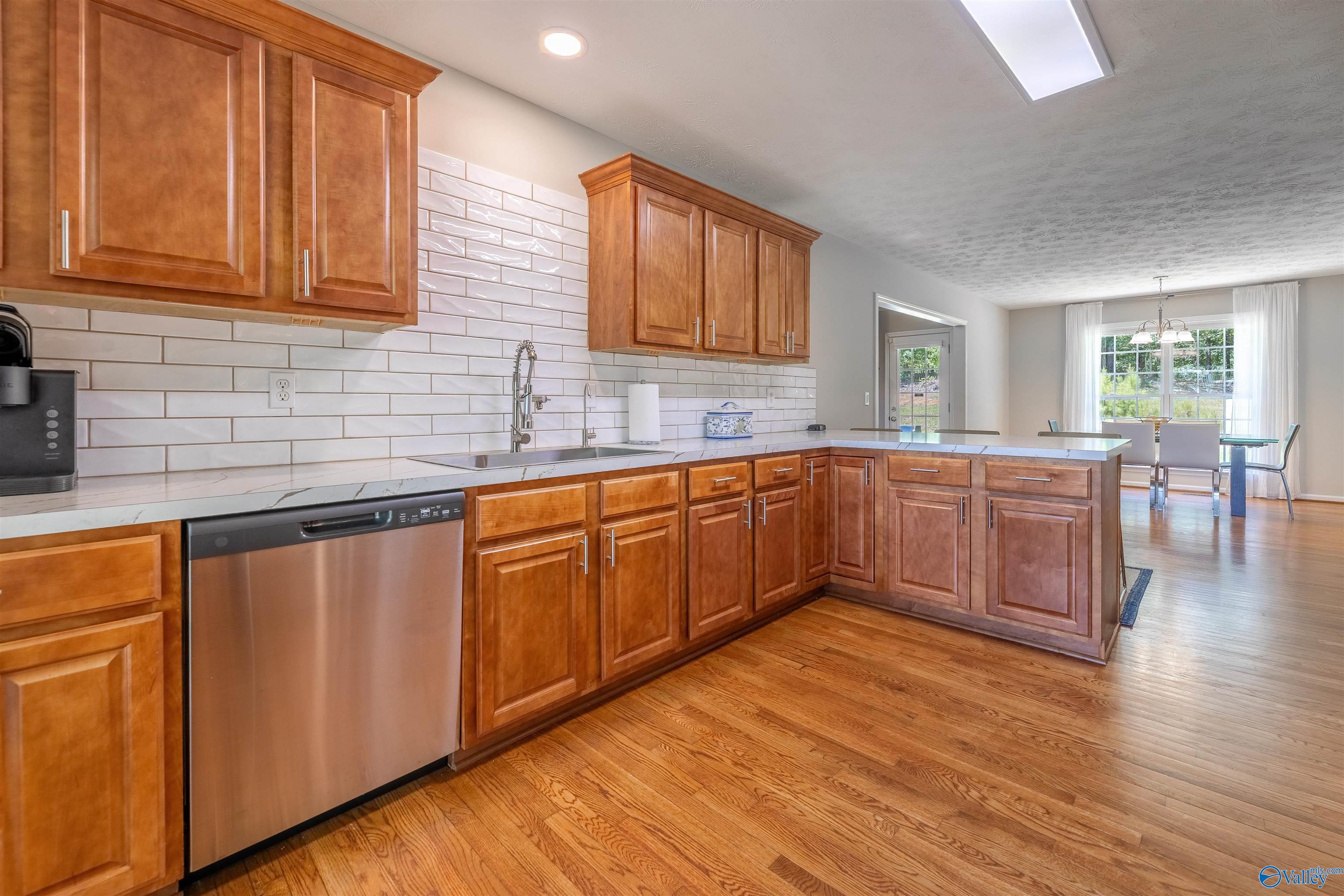 1115 Edgar Road