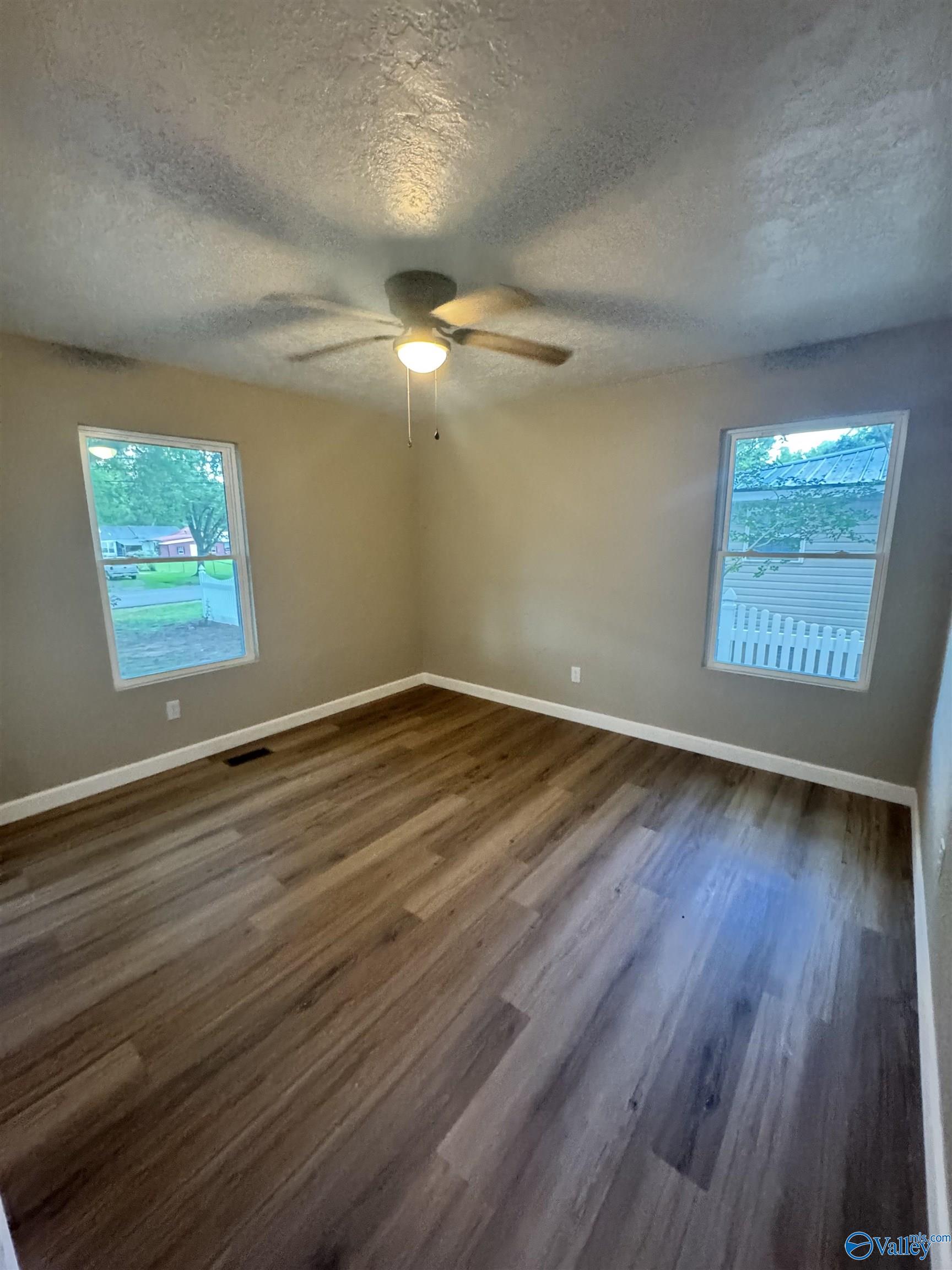 405 Stewart Avenue SE