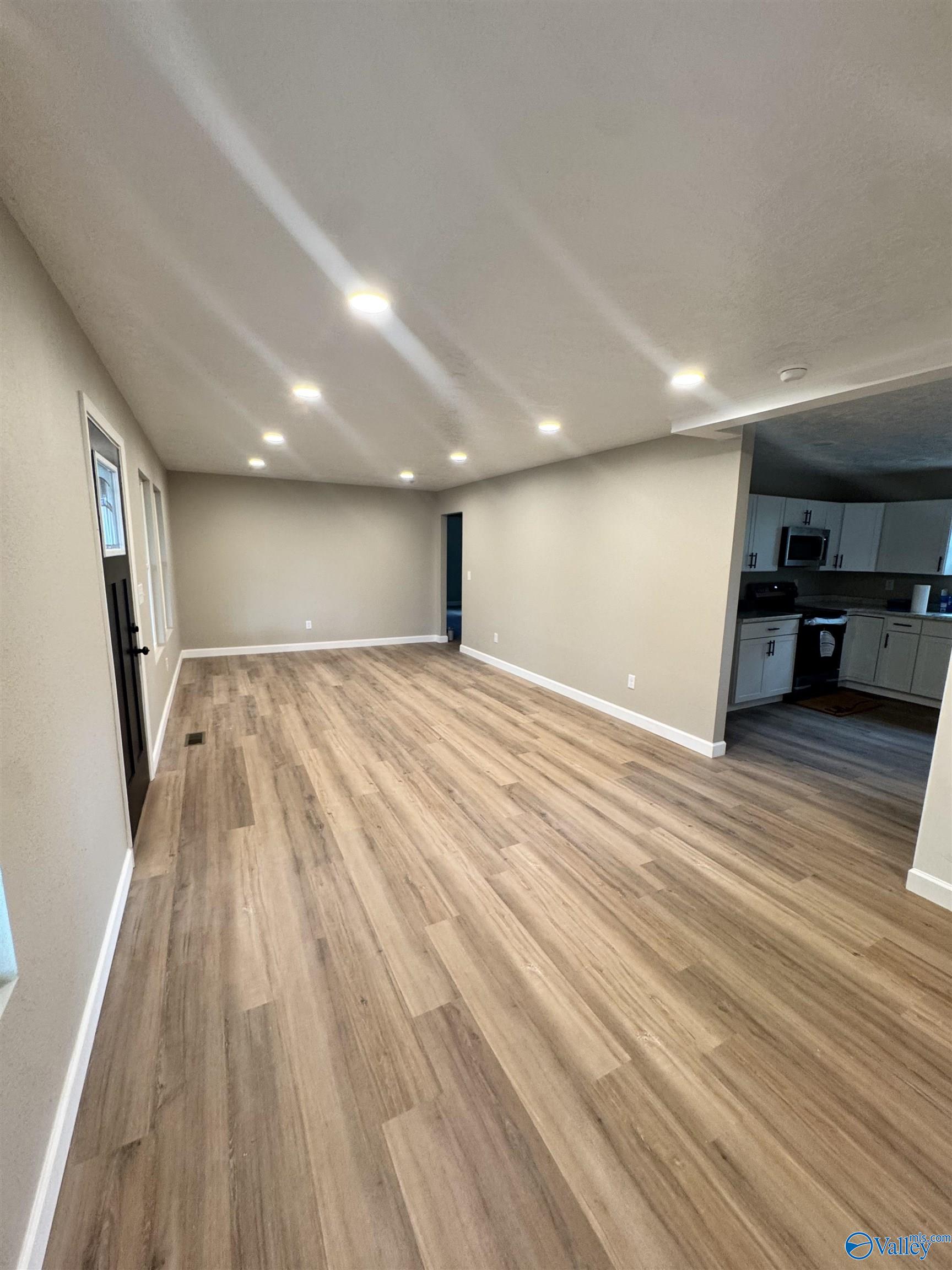 405 Stewart Avenue SE