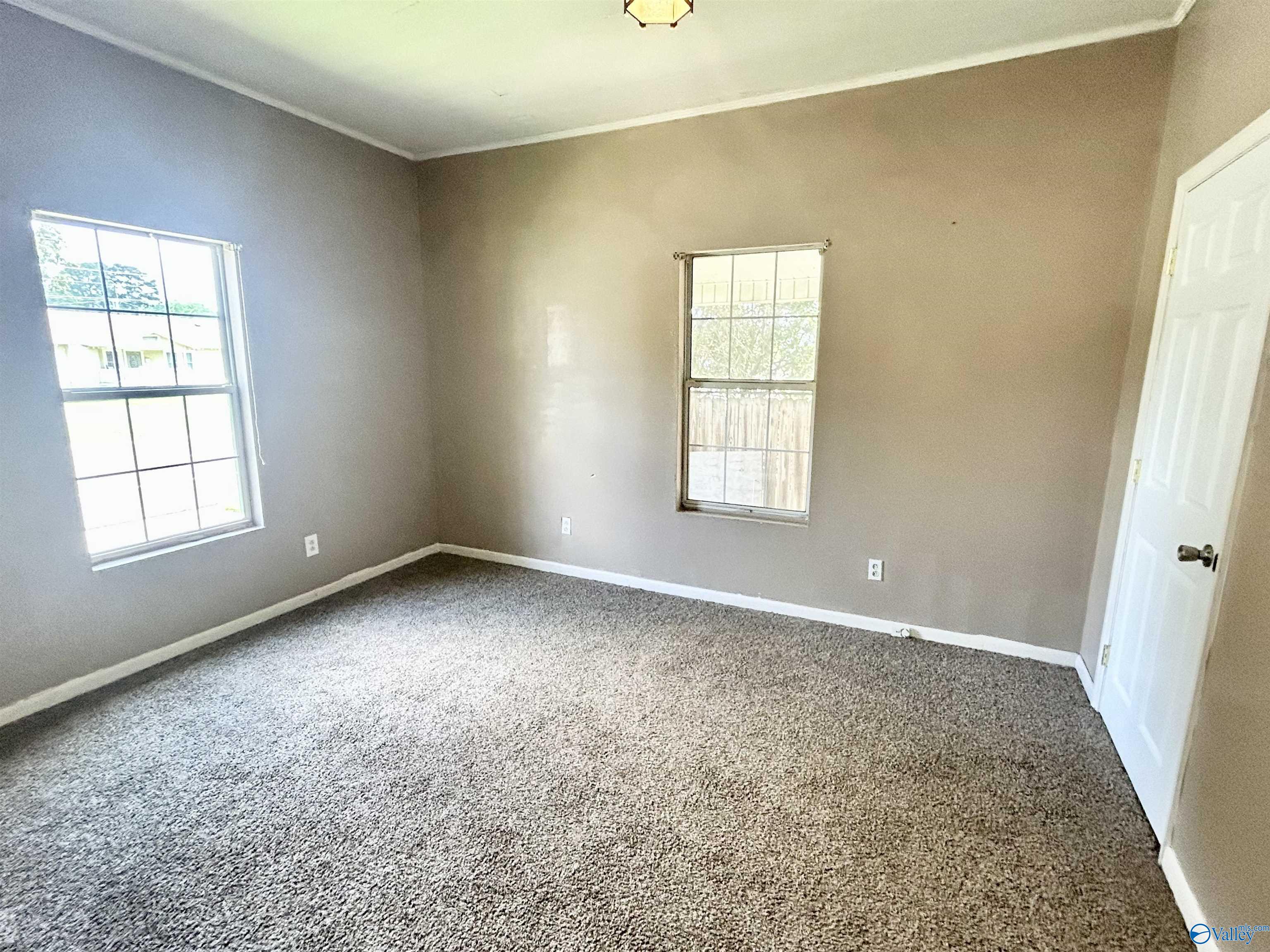 2908 W Meighan Boulevard