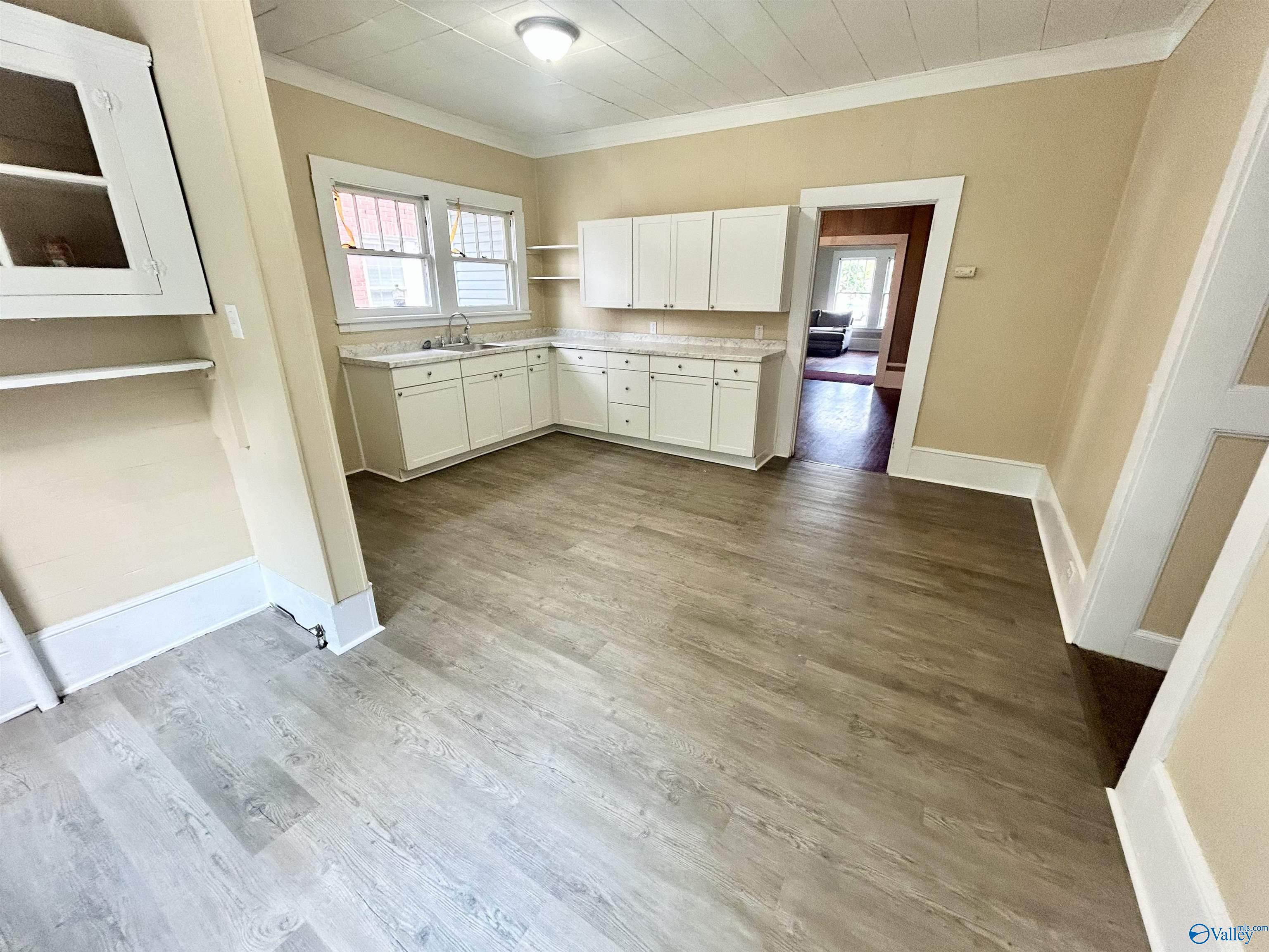 2908 W Meighan Boulevard