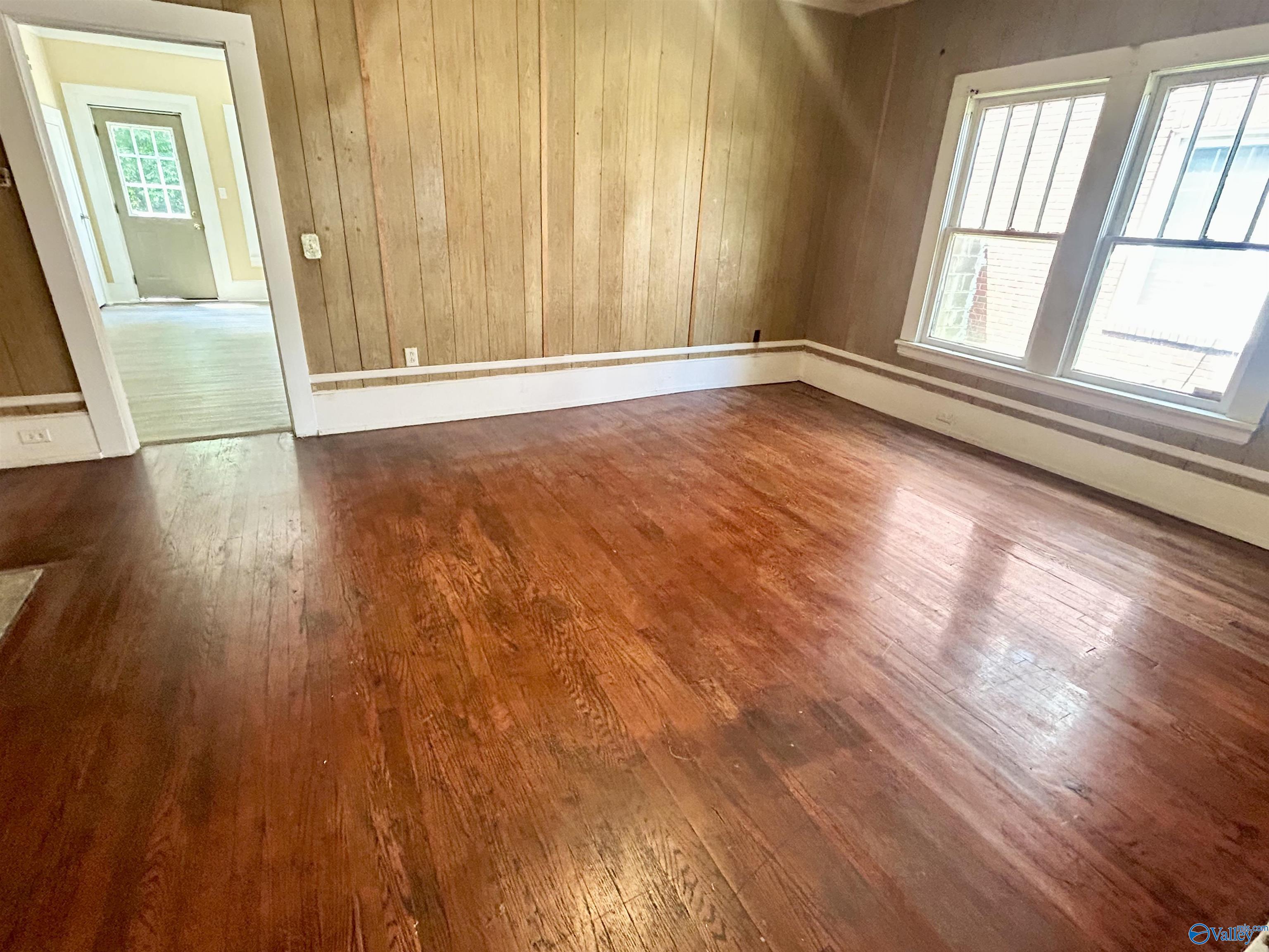 2908 W Meighan Boulevard