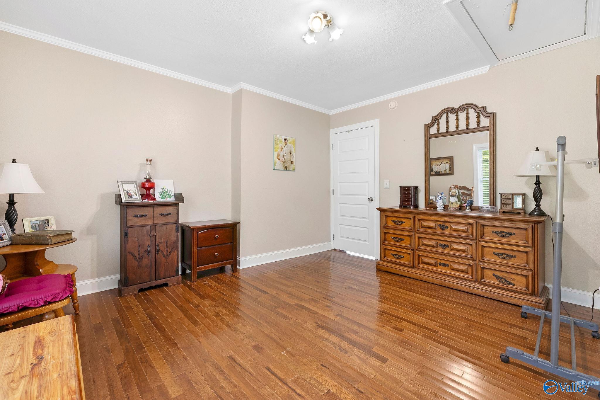 6829 Highpoint Road, Albertville