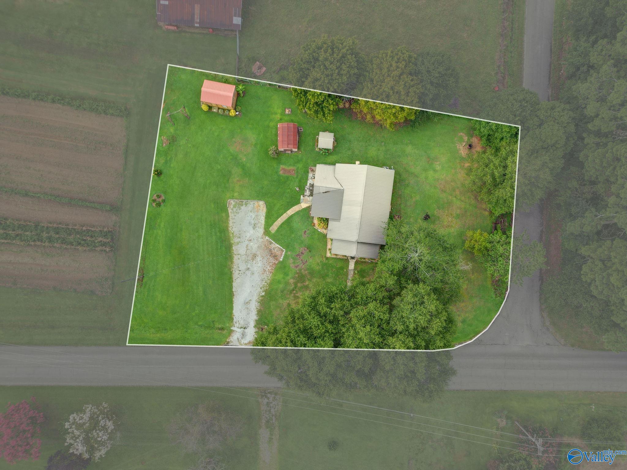 6829 Highpoint Road, Albertville