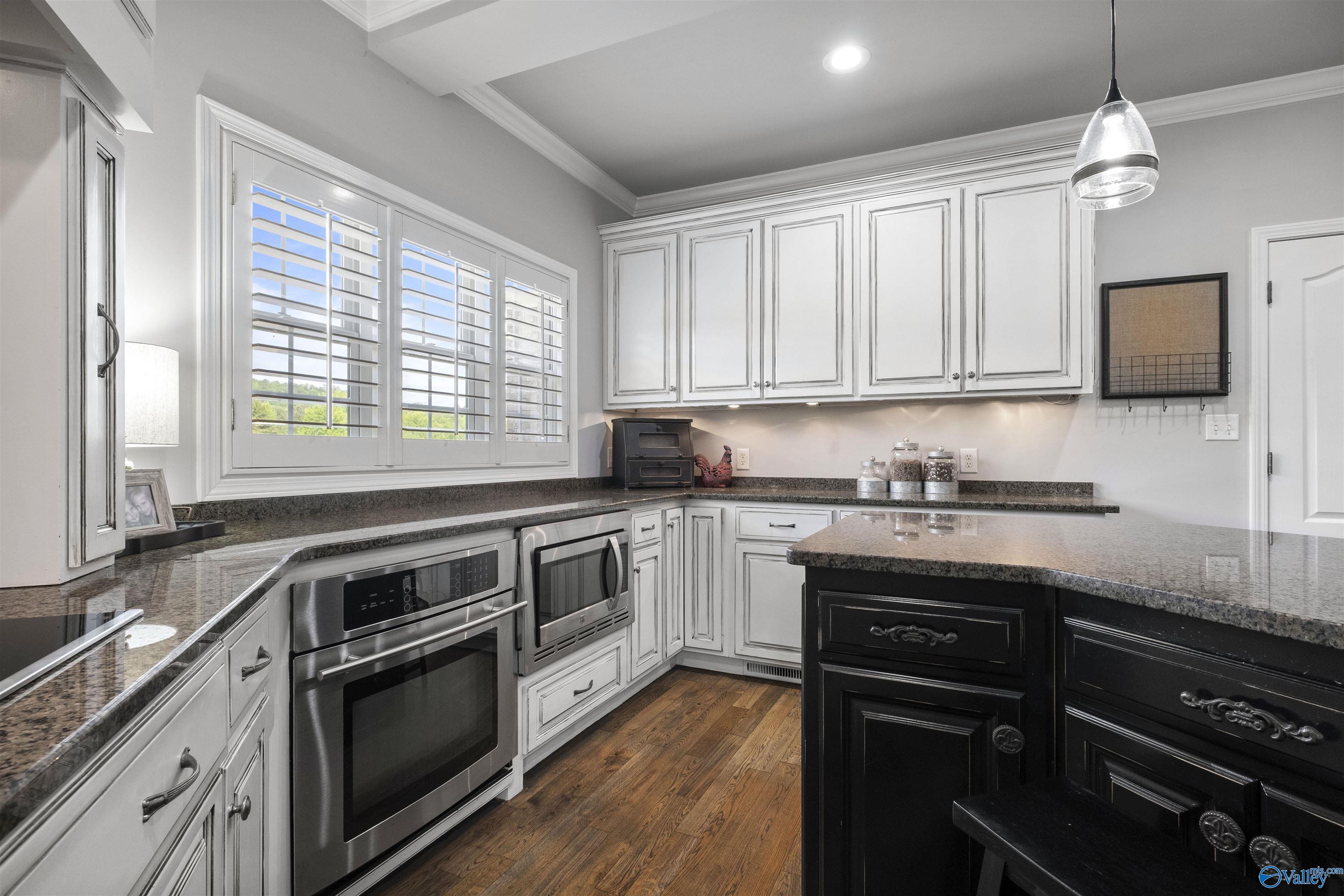 7805 Owls Hollow Road