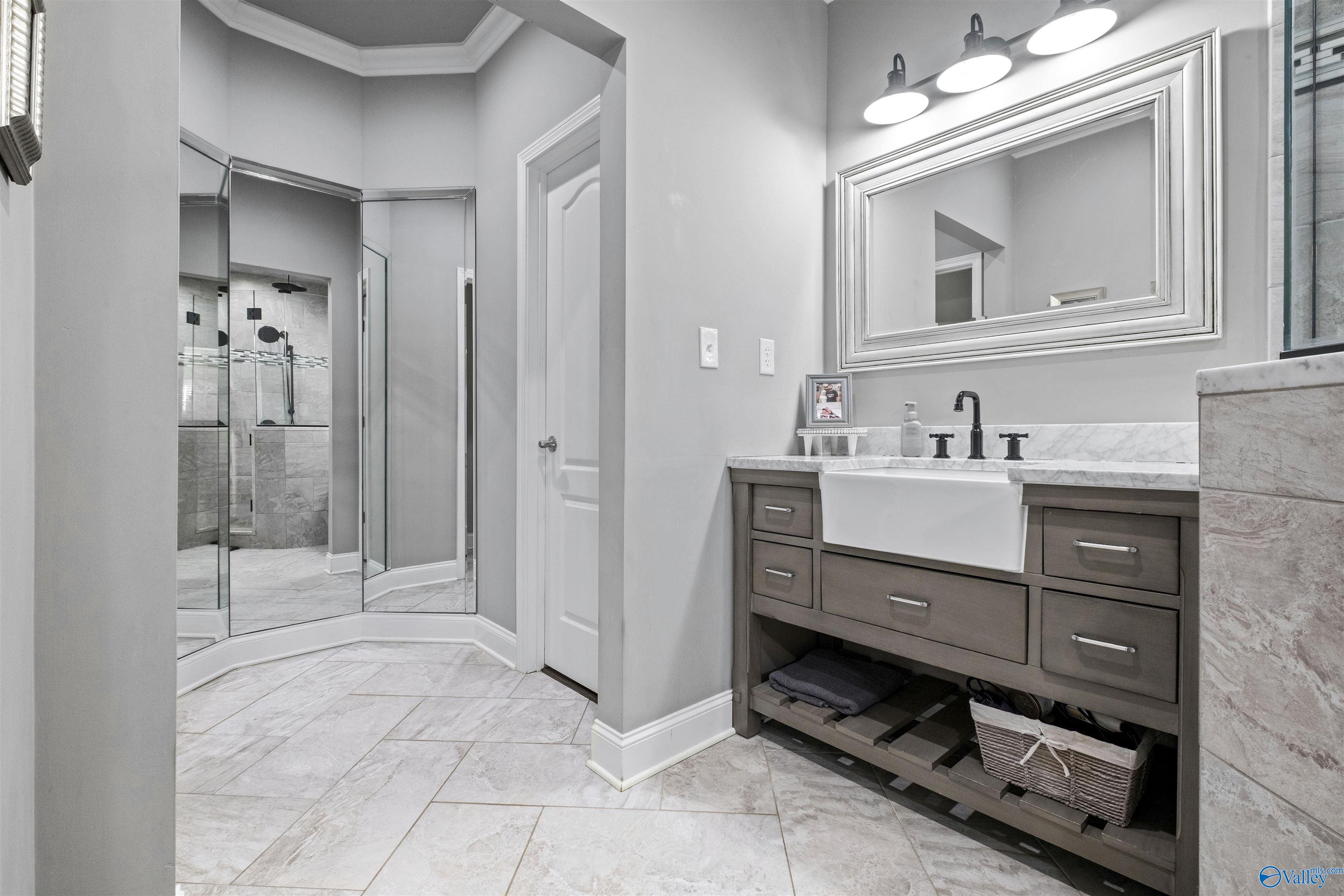 7805 Owls Hollow Road