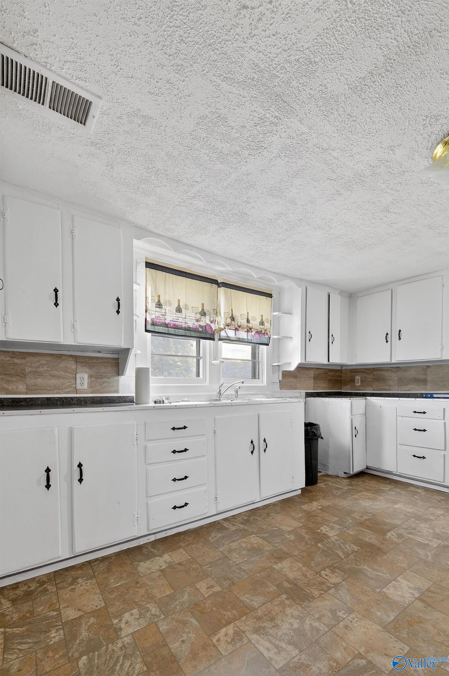 3381 Alabama Highway 77