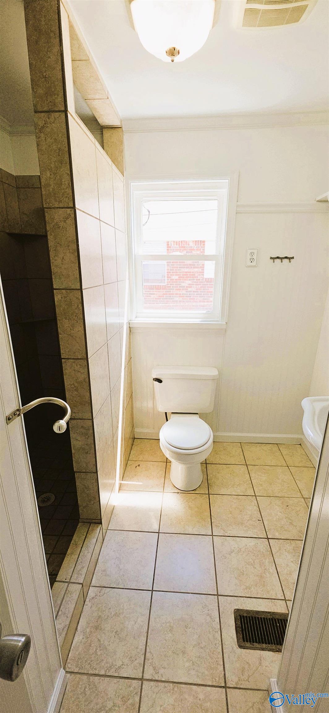 1820 Mount Zion Avenue