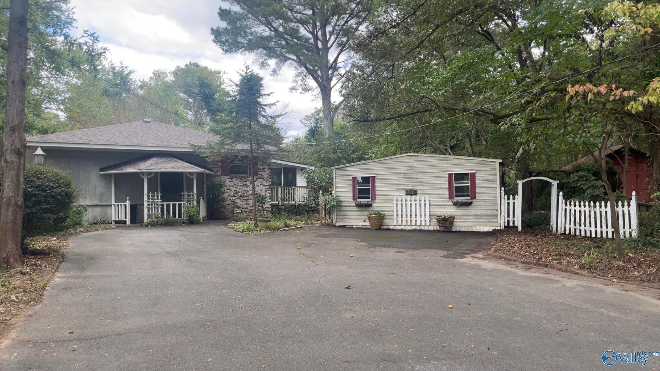 3144 Brow Road